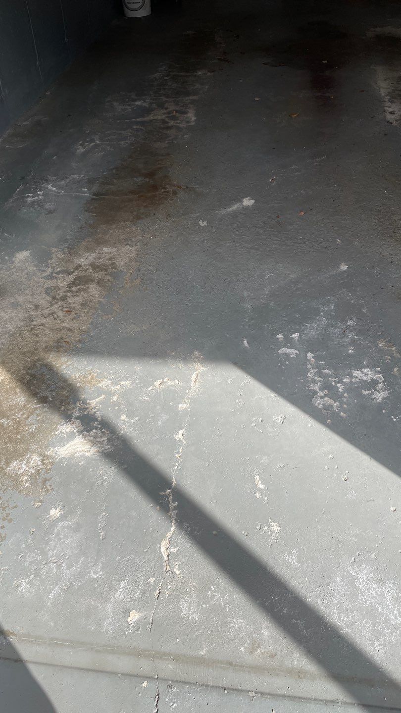 Garage in Nashua, NH 03062 by Symphony Concrete Coatings