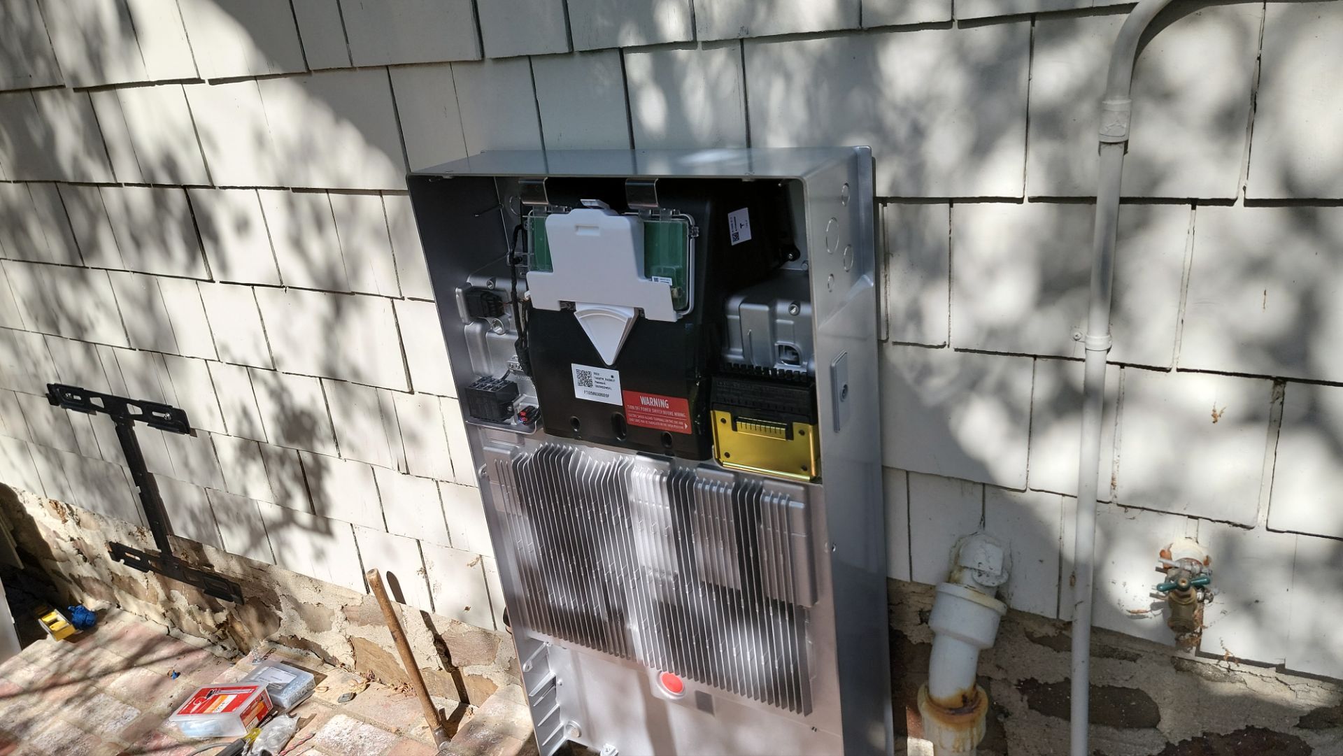 Tesla Powerwall 3 Battery Storage Installation in Topanga by AWS Solar