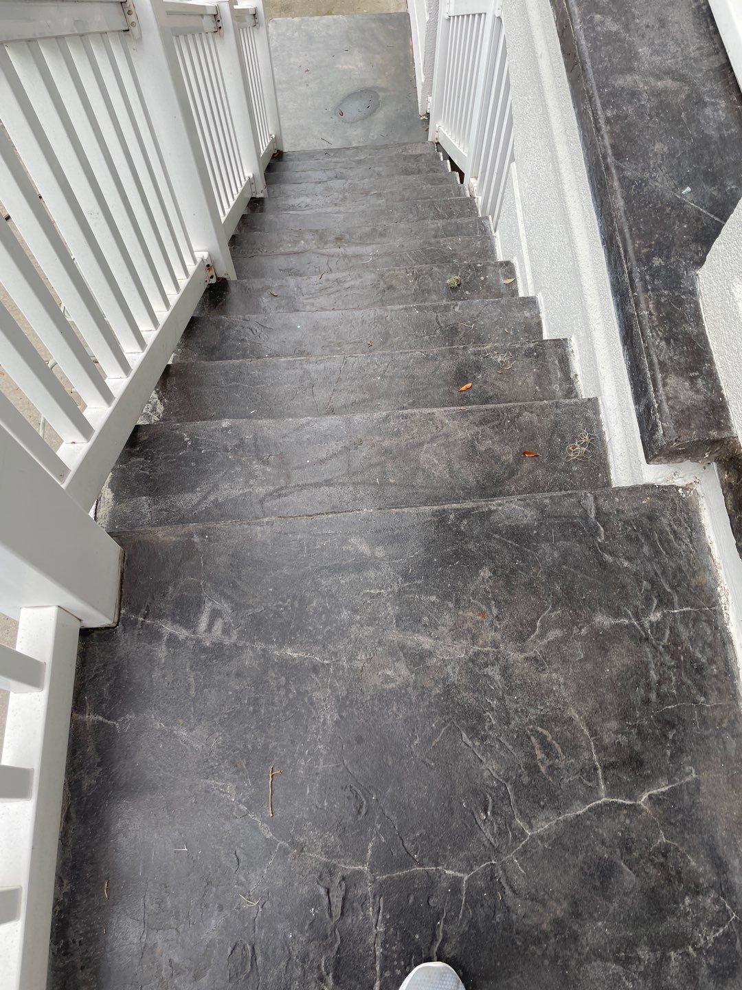 Concrete using AcryFin by DuraSeal