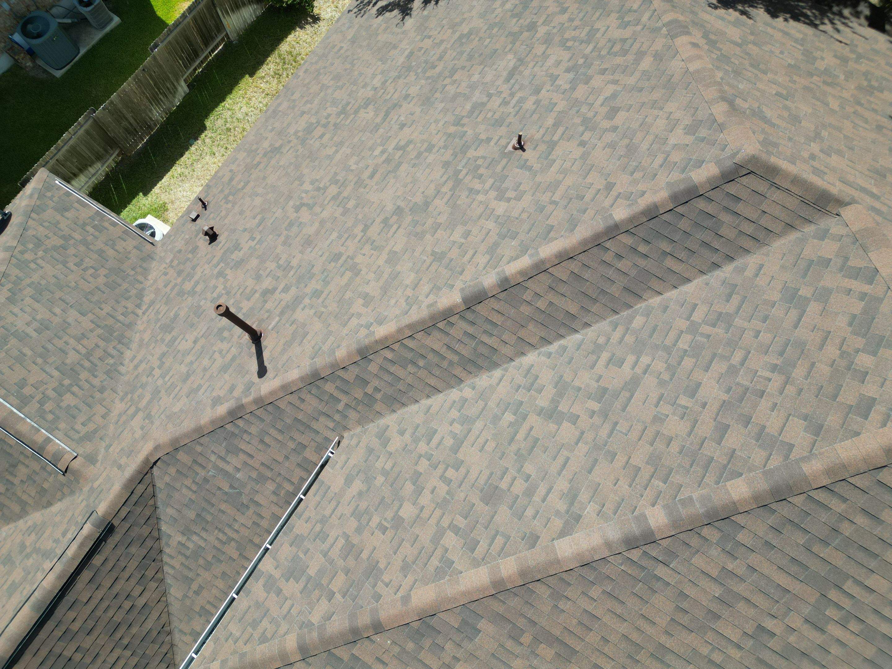 Antique Brown - Malarkey Highlander by RoofsOnly.com