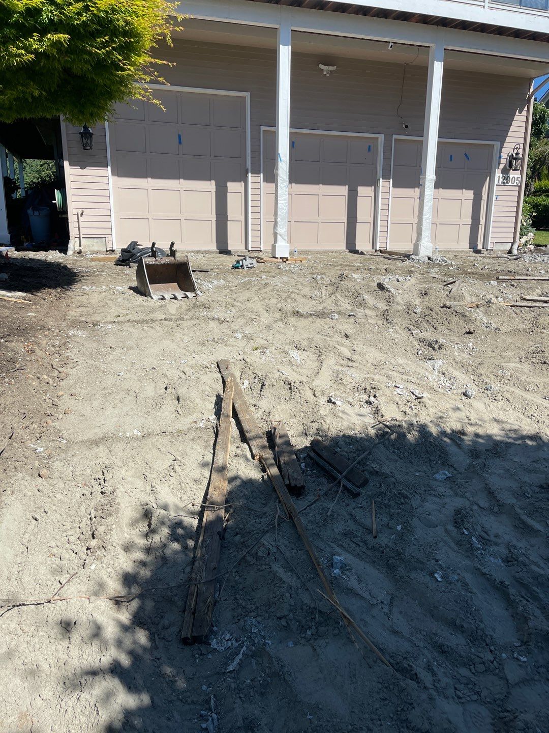 Concrete Driveway Repair | Edmonds  by Jireh Asphalt & Concrete Inc 