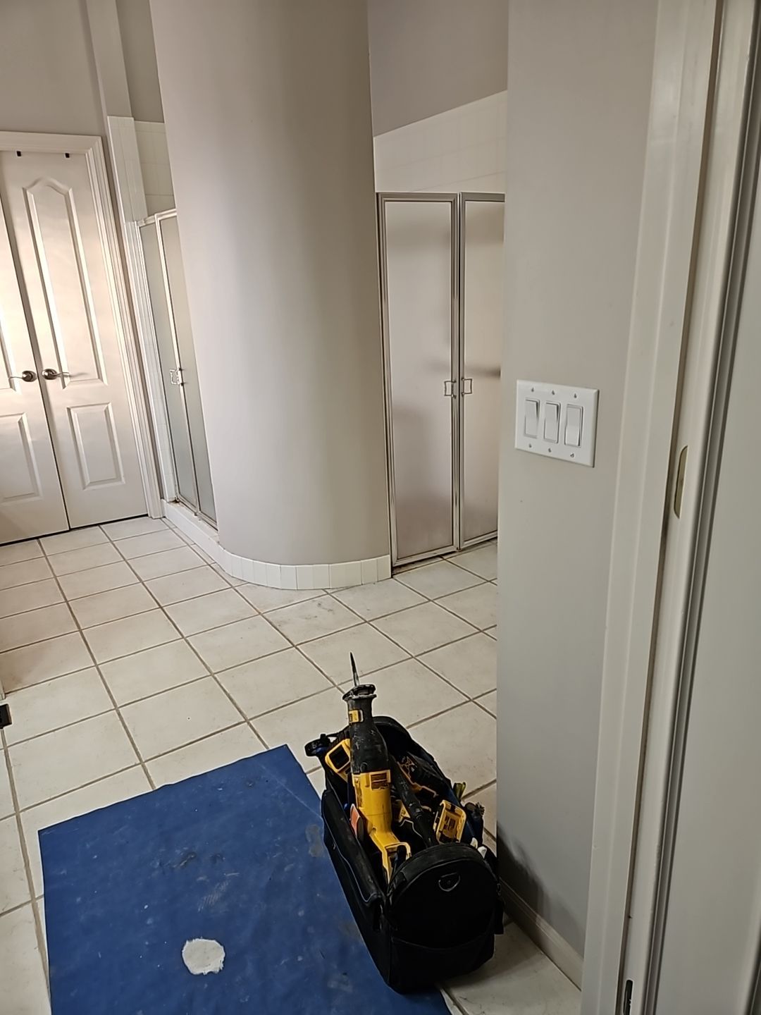 Full bathroom with giant shower AND doggy shower by The Shower Company