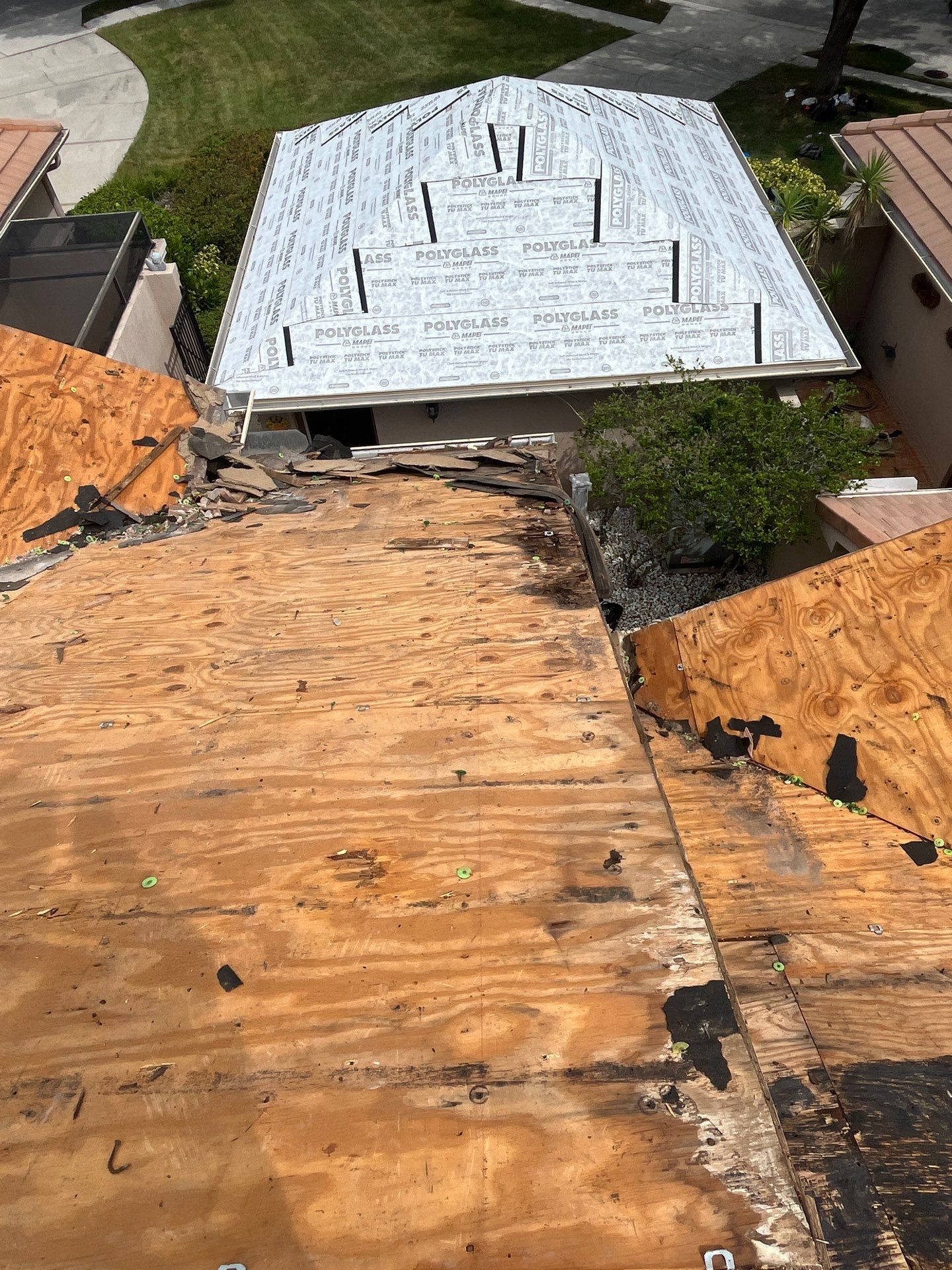Project in Tampa 33647 by Mitchell Roofing Company LLC