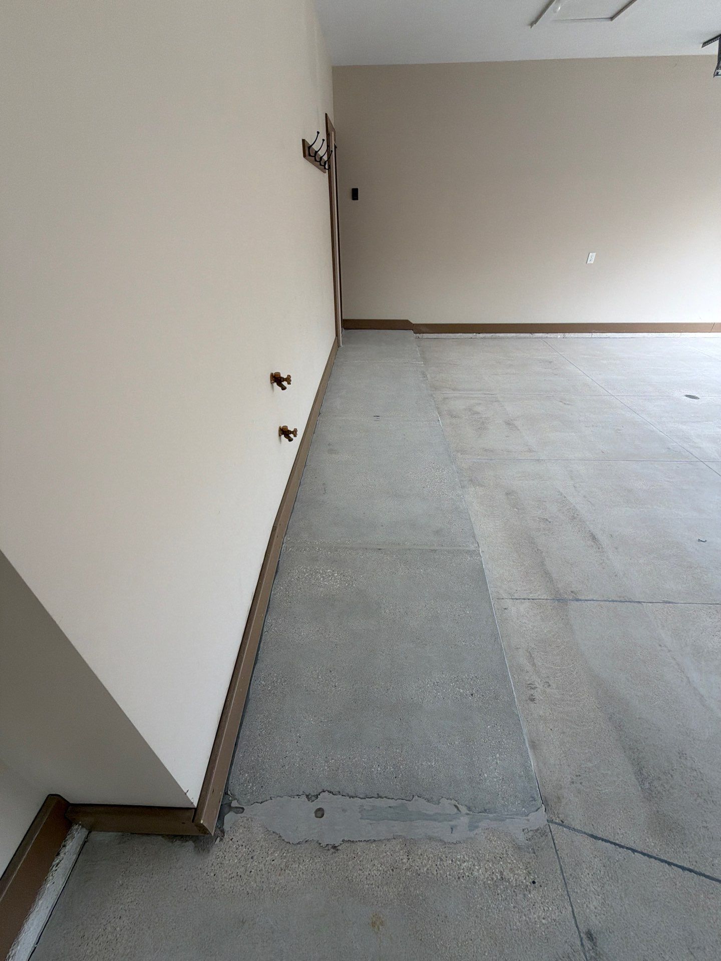Garage Epoxy Flake Floor - Montague MI by Gordon Painting