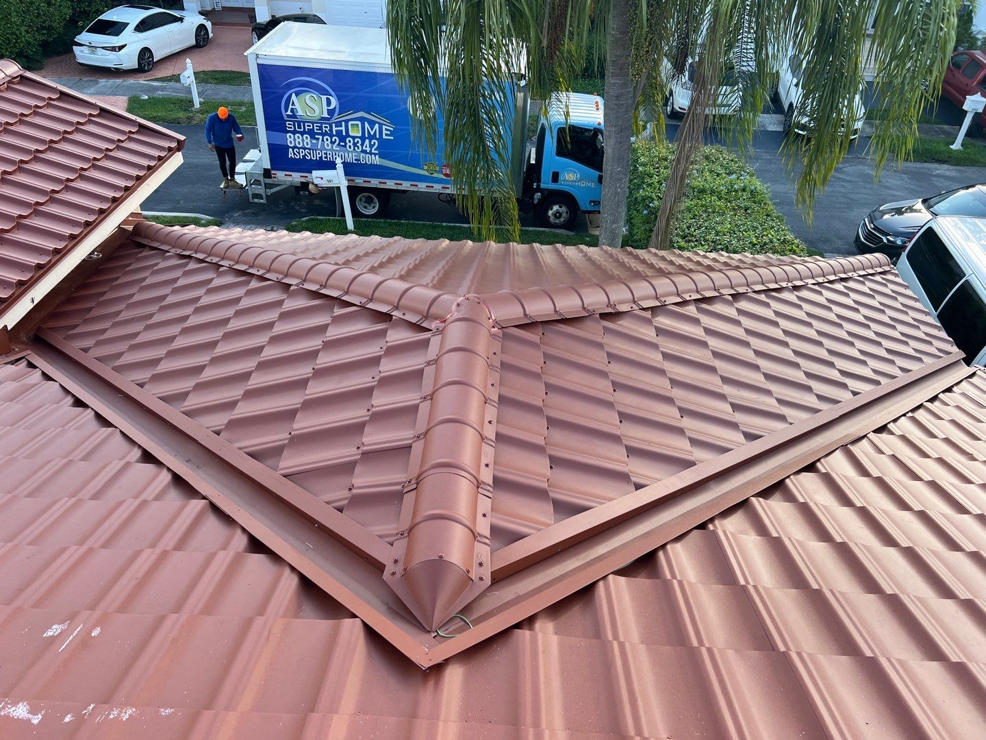 Metal Tile Roof using Worthouse by ASP SuperHome