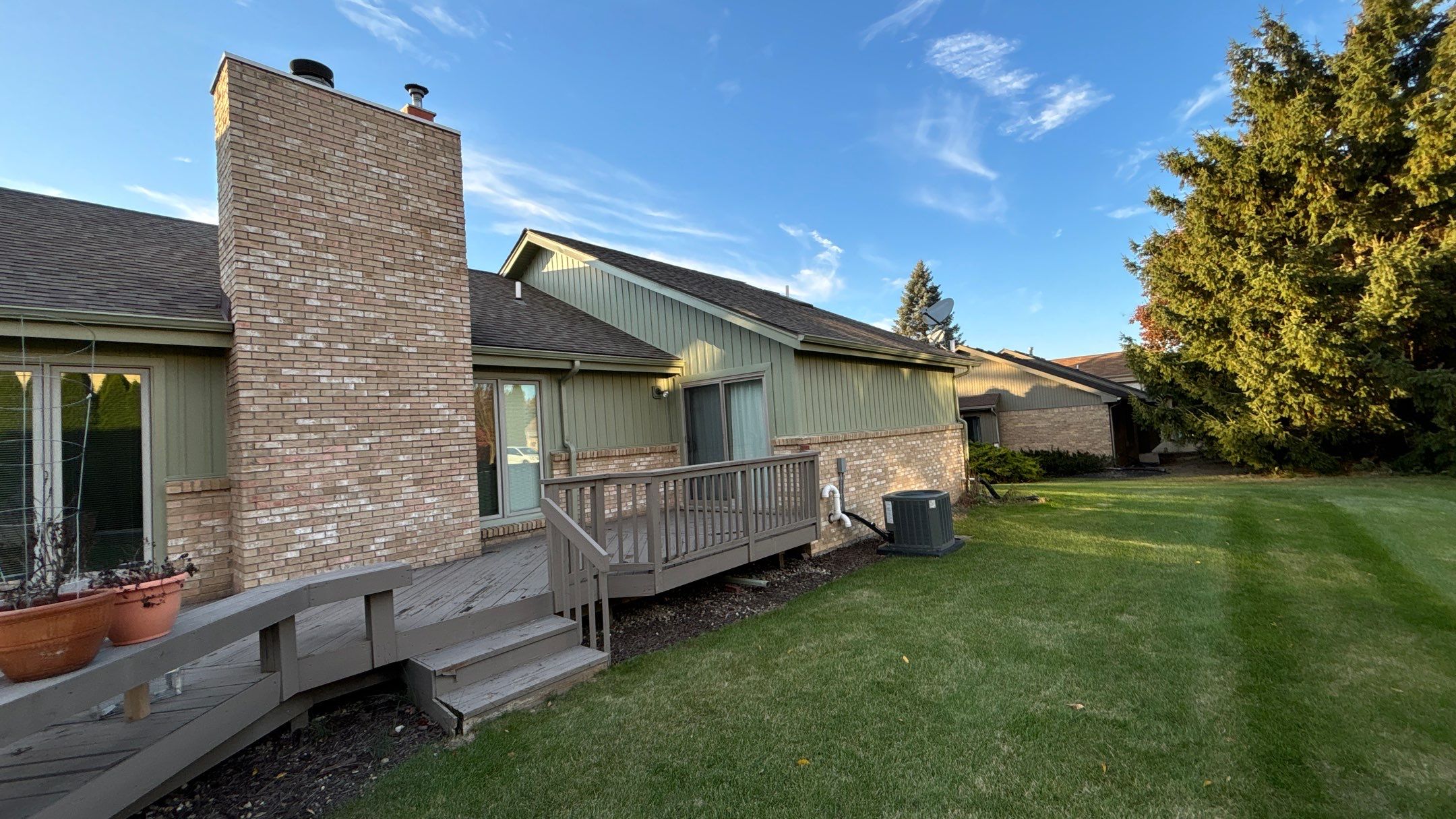 Siding Replacement using Alside 7" B&B by 180 Contractors