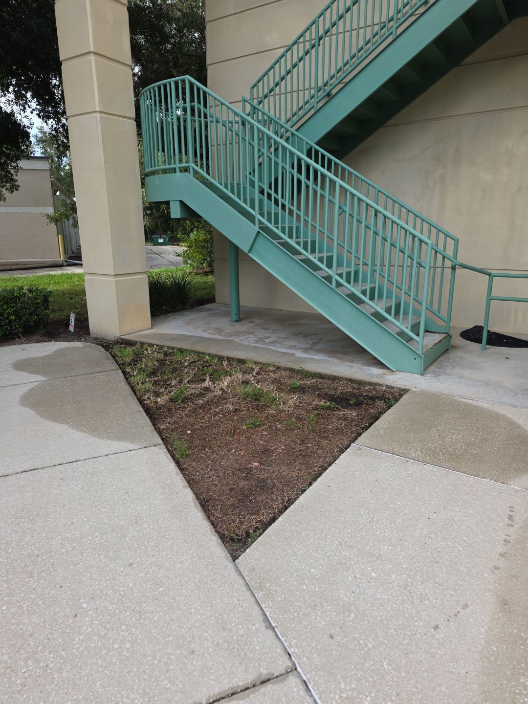 Simonic II | Business Complex Landscape by ProGreen Services