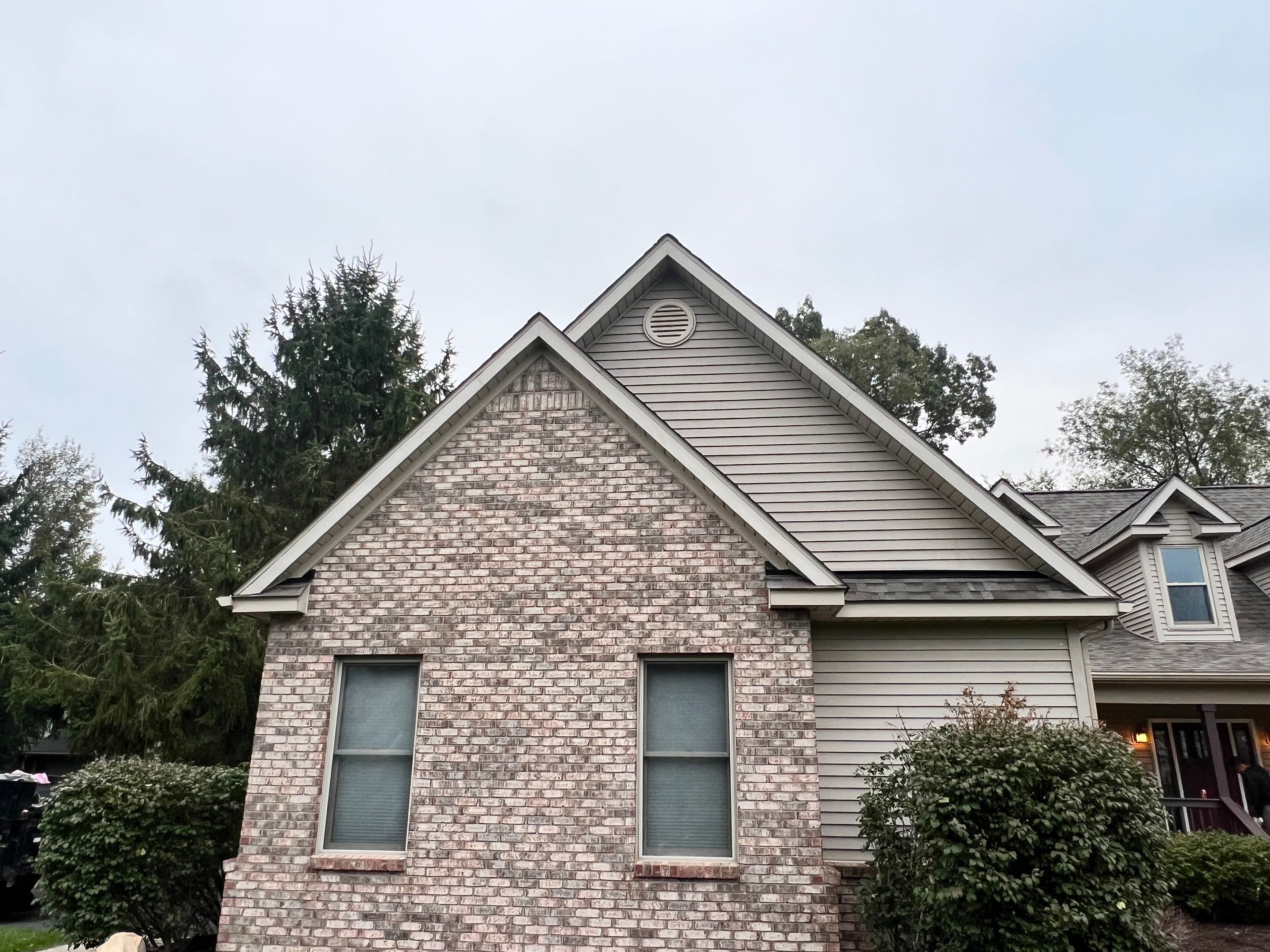 Roof Replacement using Owens Corning by 180 Contractors