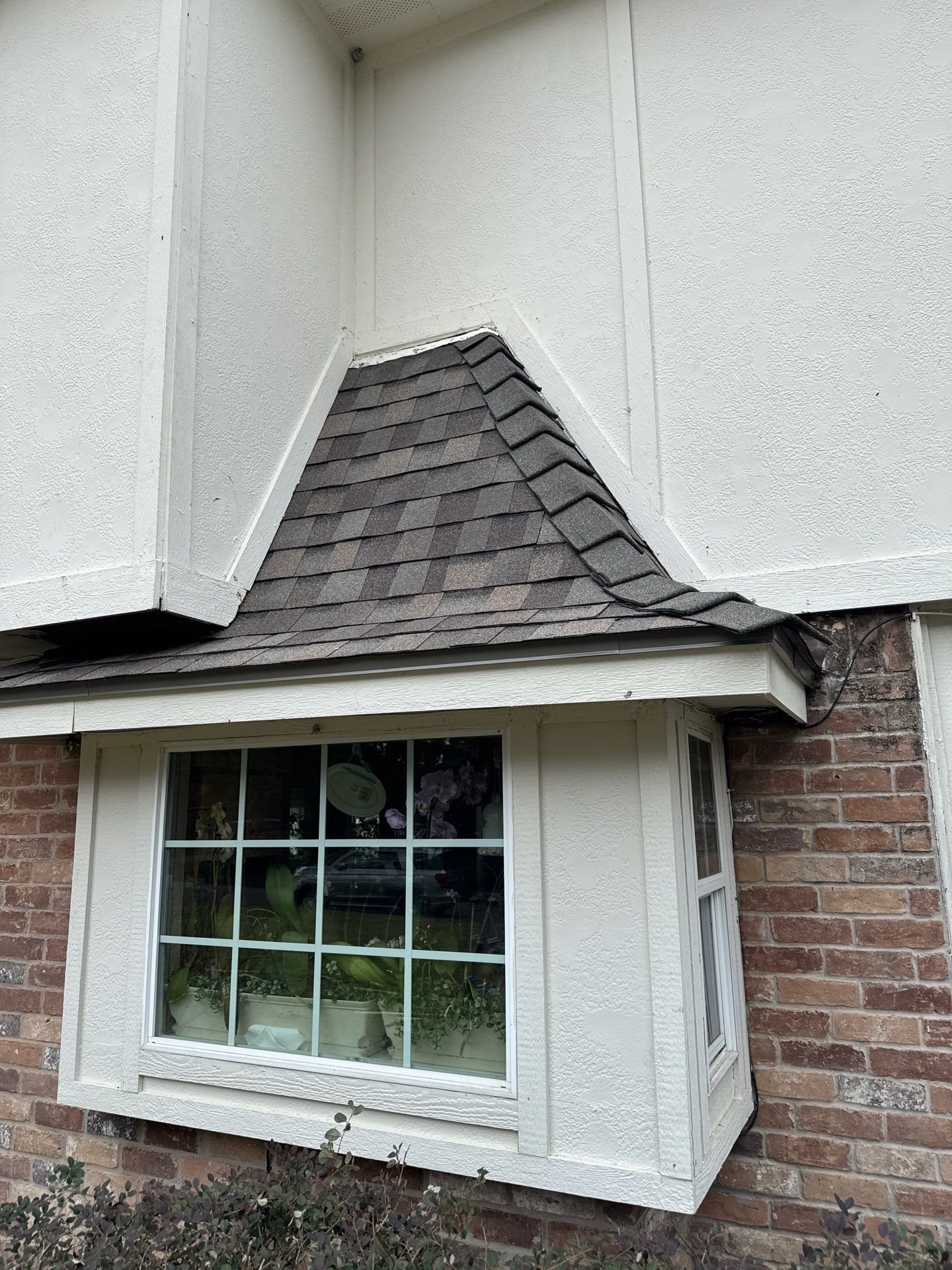 55 Square Titan Natural timber  by Sirius Roofing