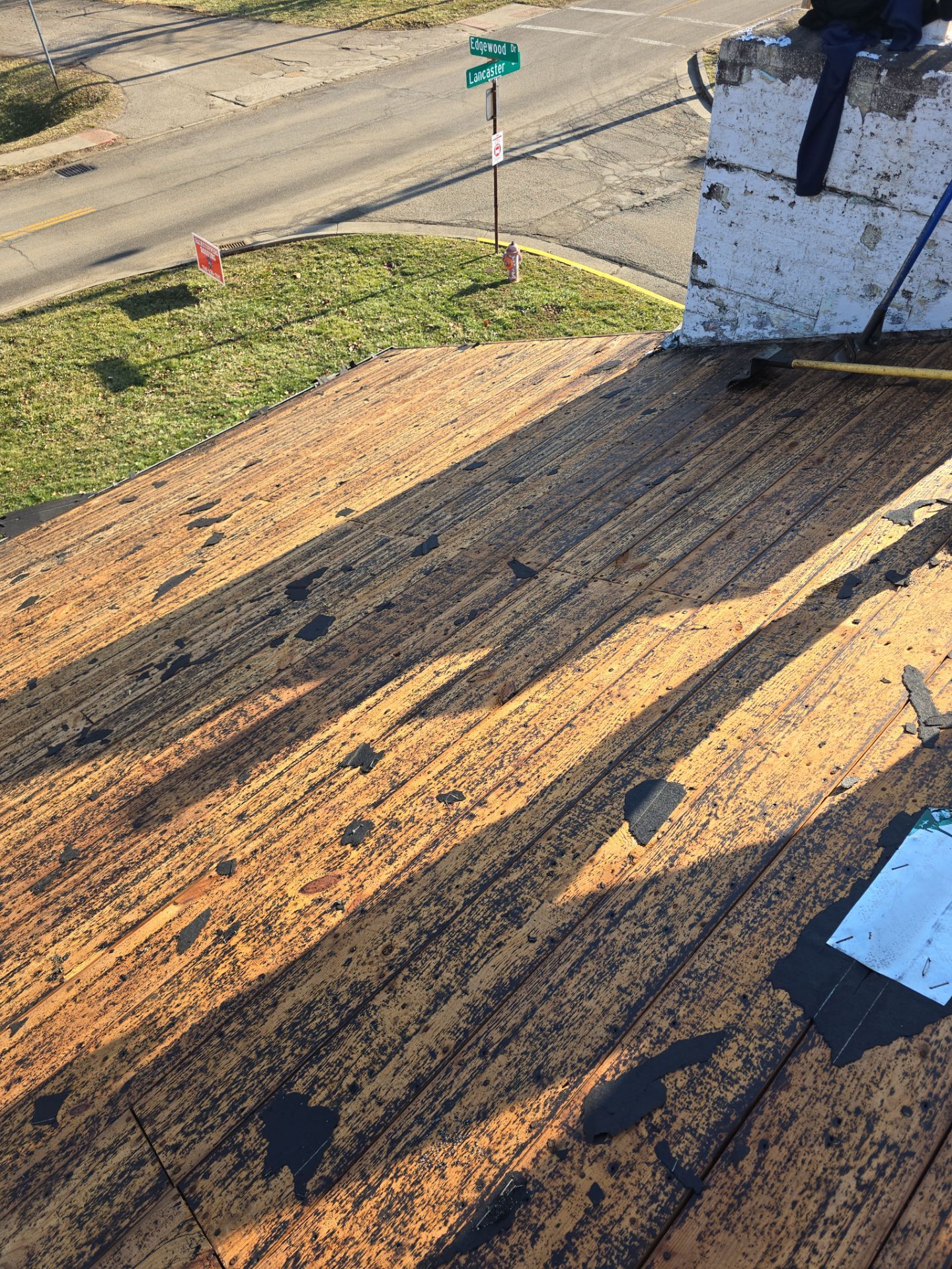 Residential Roofing Installation using GAF Timberline HDZ Charcoal by Rainstoppers Roofing