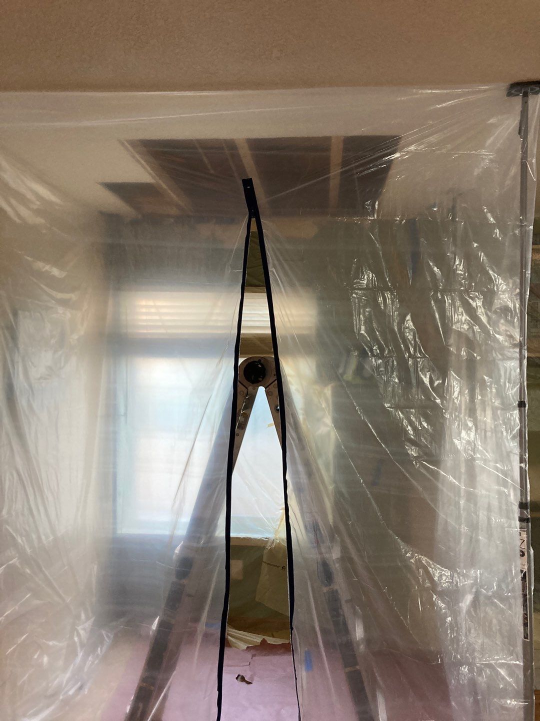 Drywall Repair by Andre Handyman