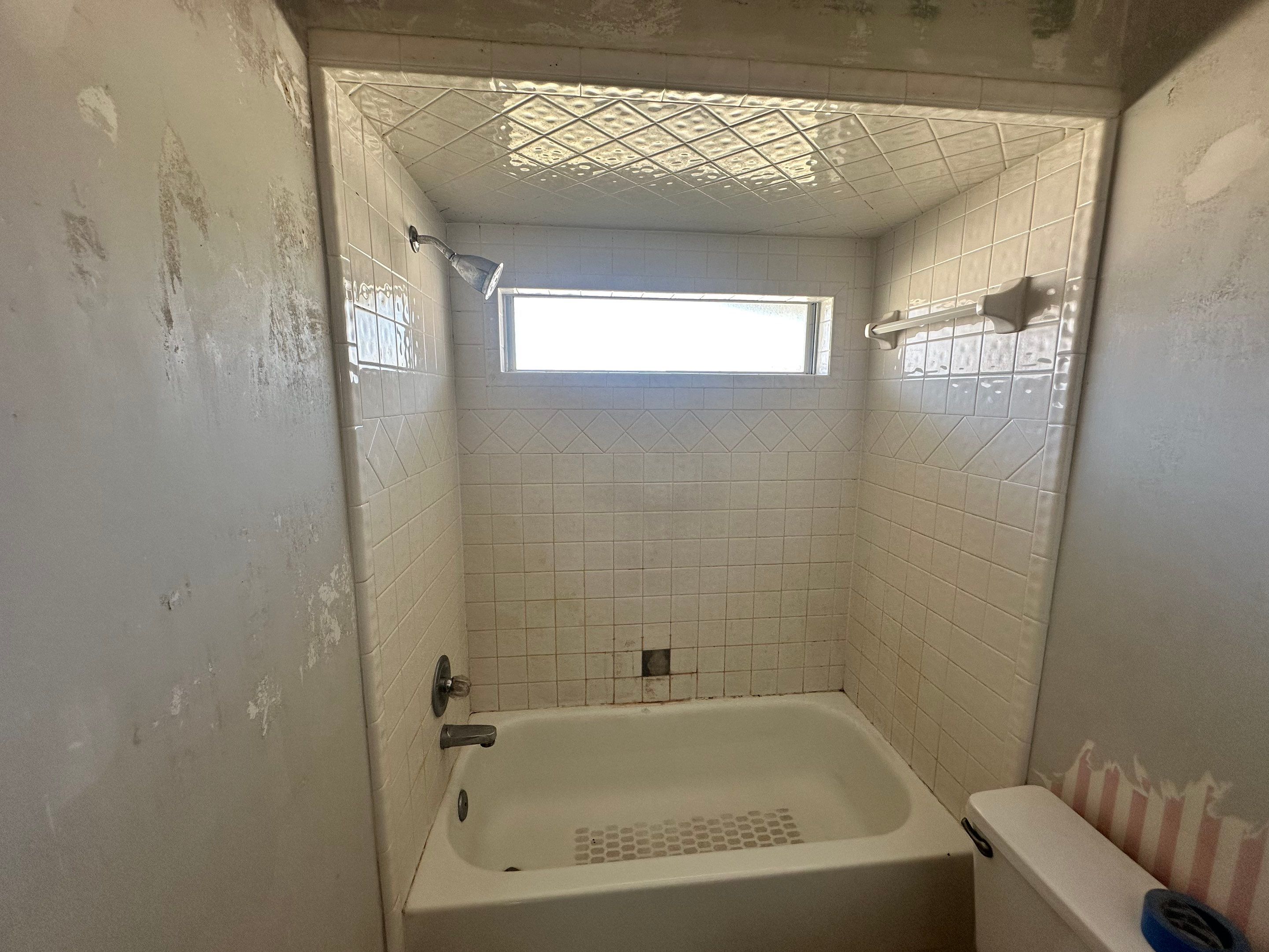 Full Bathroom renovations  by urban green energy llc