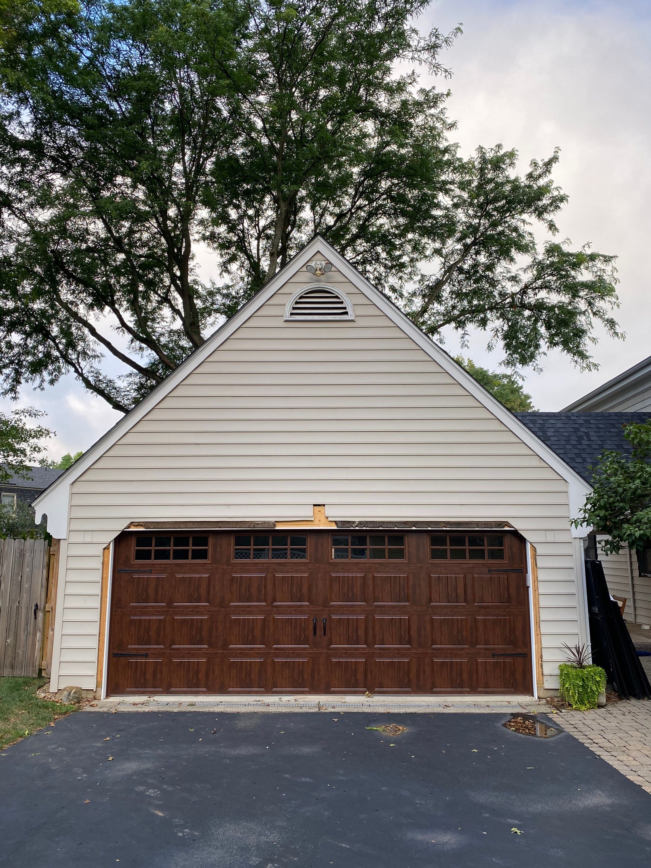 Residential Roofing Installation using James Hardie Fiber Cement Lap Siding and Certainteed Landmark Pro Shingles by Best Exteriors Inc