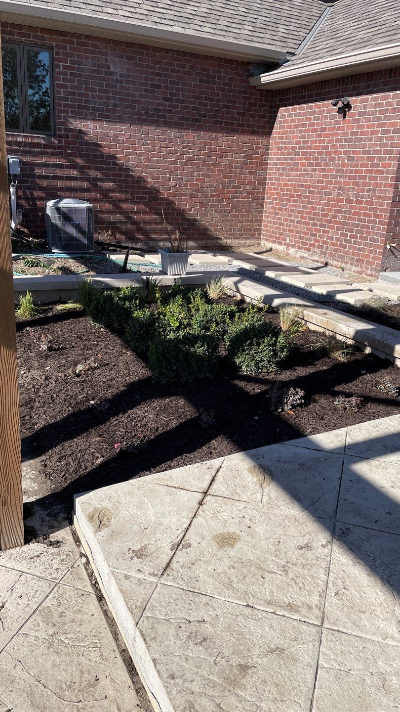 Landscape Bed Updates.  by New Horizon Landscapes