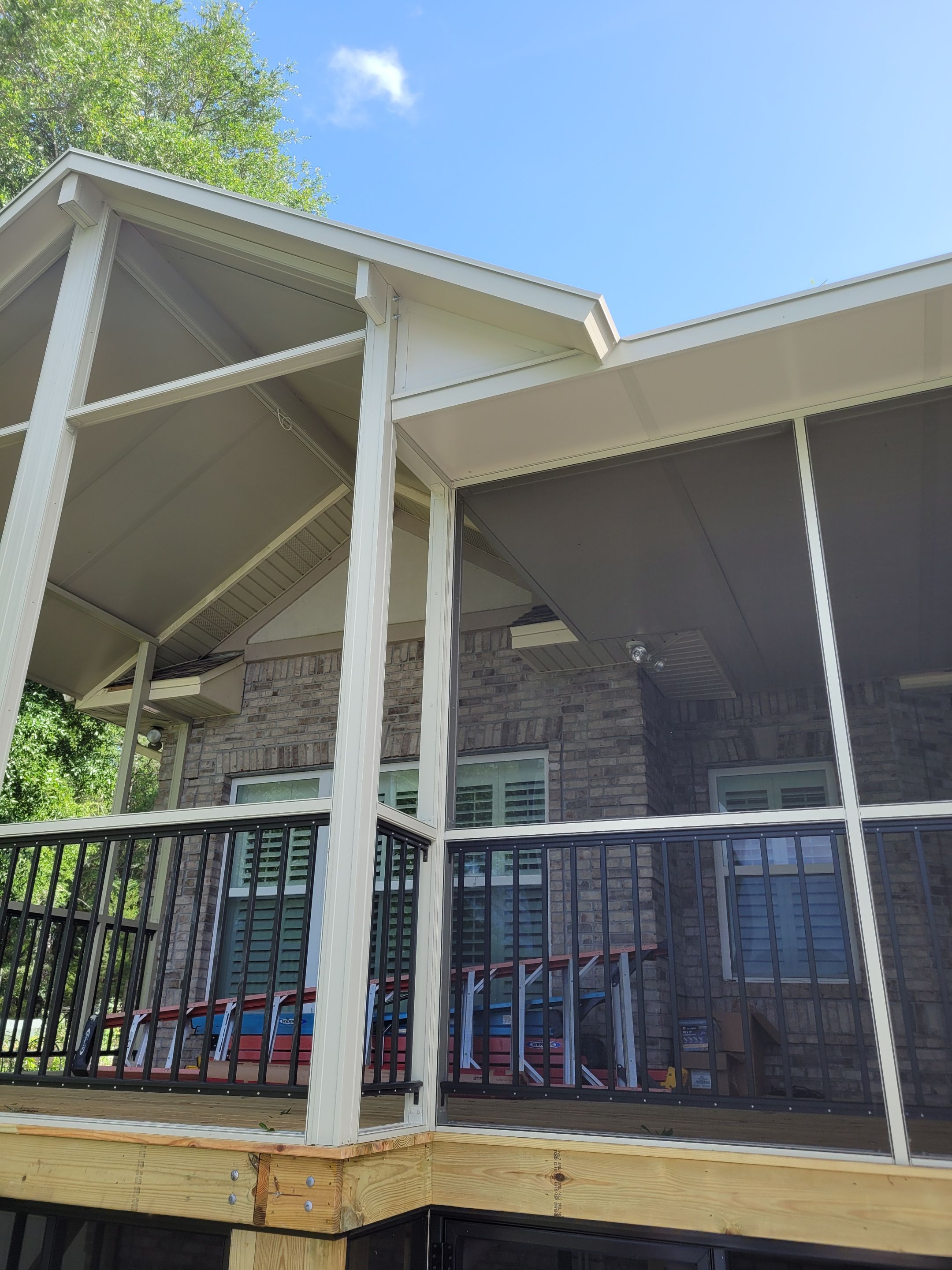Elevated Screen Room in Crestview by Titan Sunrooms