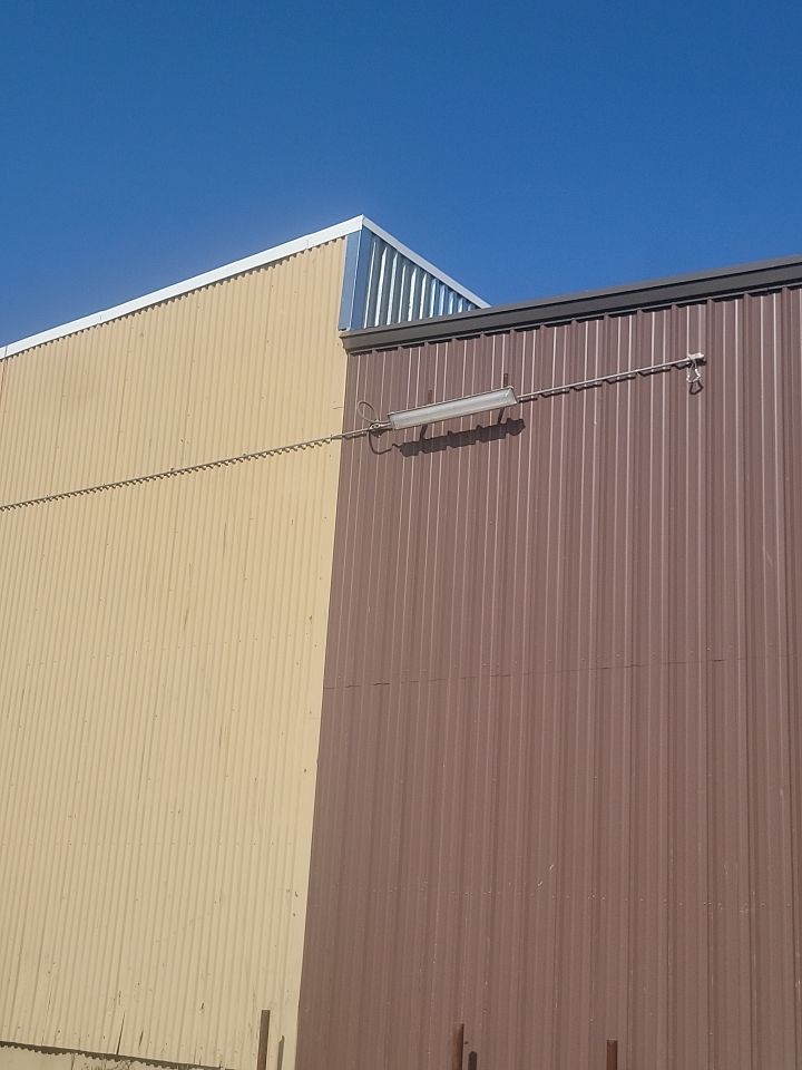 TPO single-ply roofing system using GAF by Straight Edge Roofing Inc