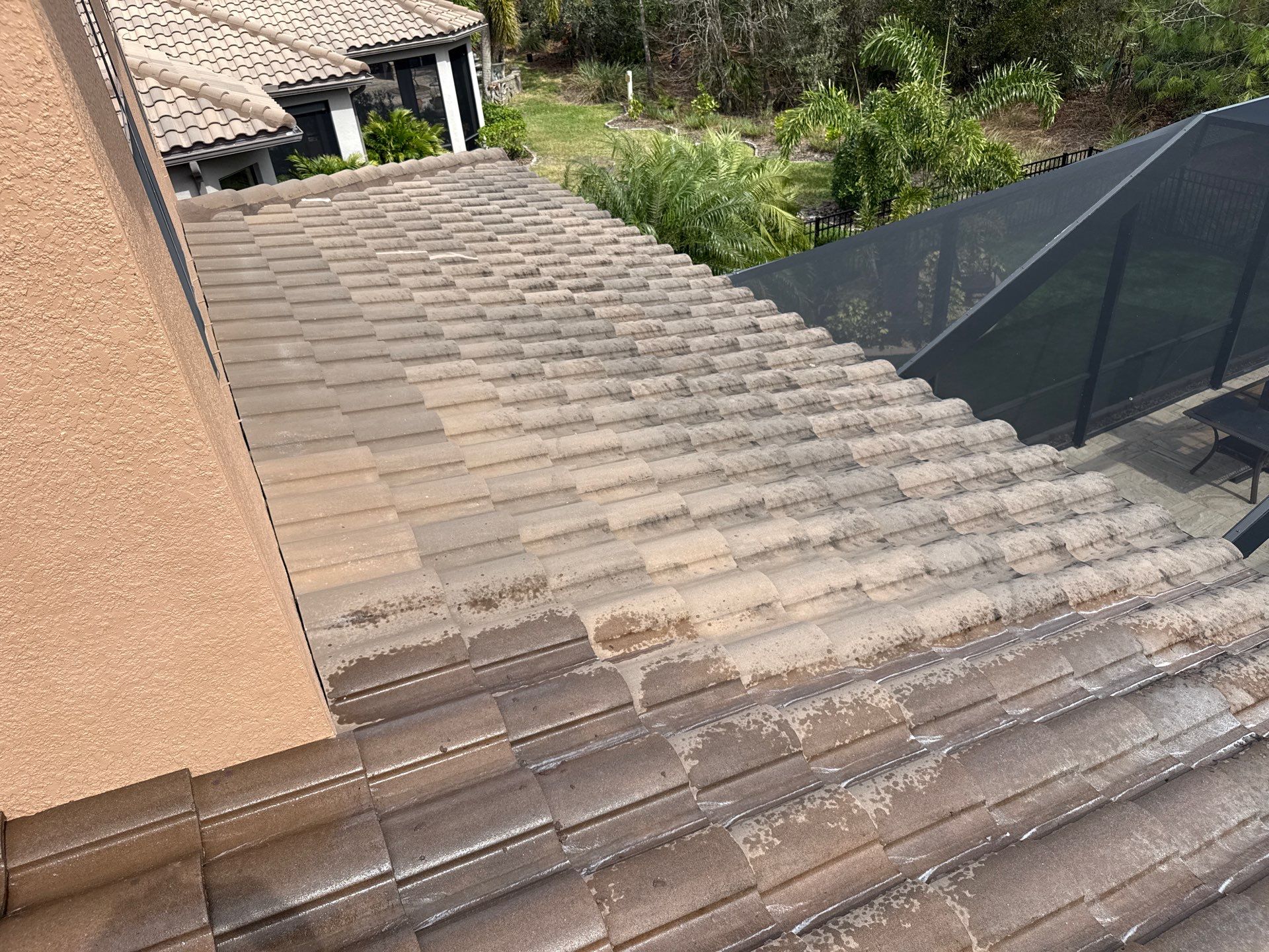 Tile Roof & Pool Deck Cleaning in Artisan Lakes Esplanade, Palmetto, FL – Sunshine AquaWash by Sunshine AquaWash