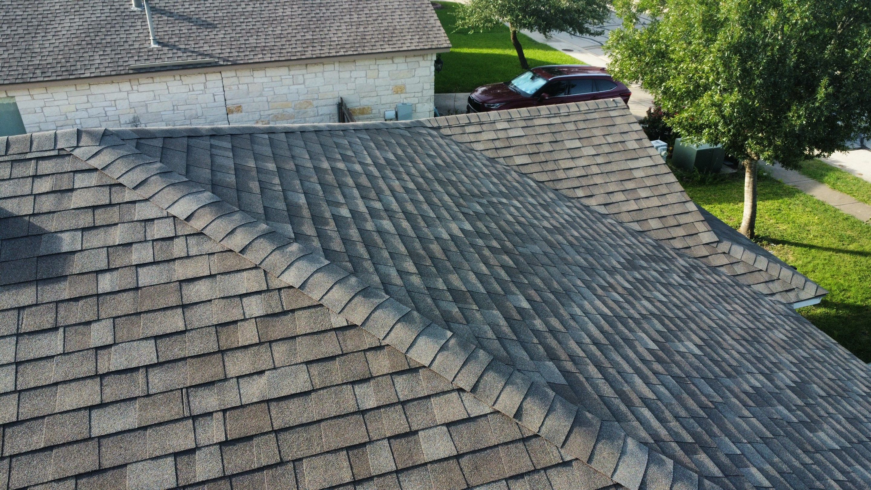 Residential Roofing Installation using Owens Corning Oakridge by Kstylez Roofing & Construction