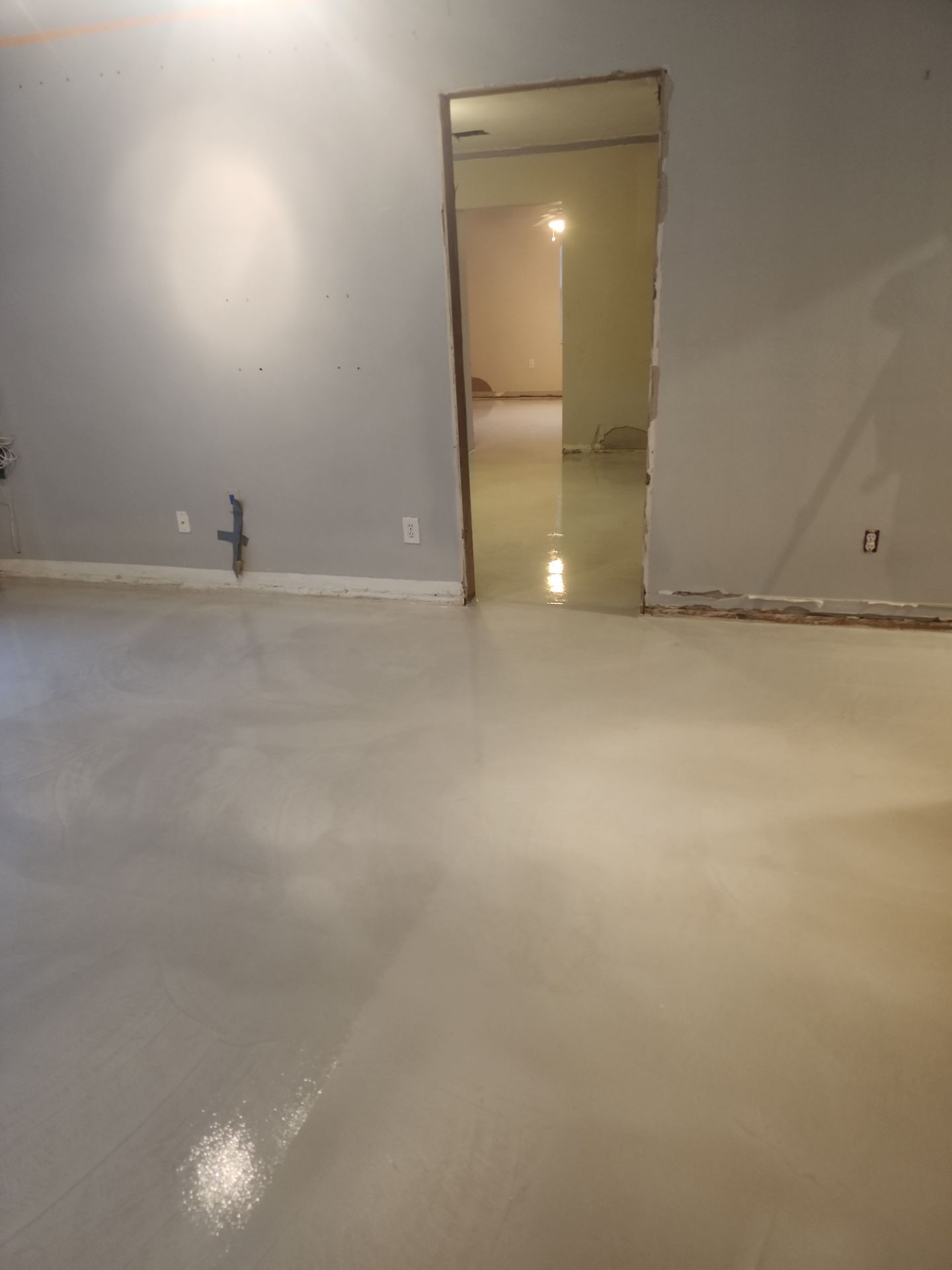 Microtopping (Limestone) on Private Residence by Seamless Surfaces