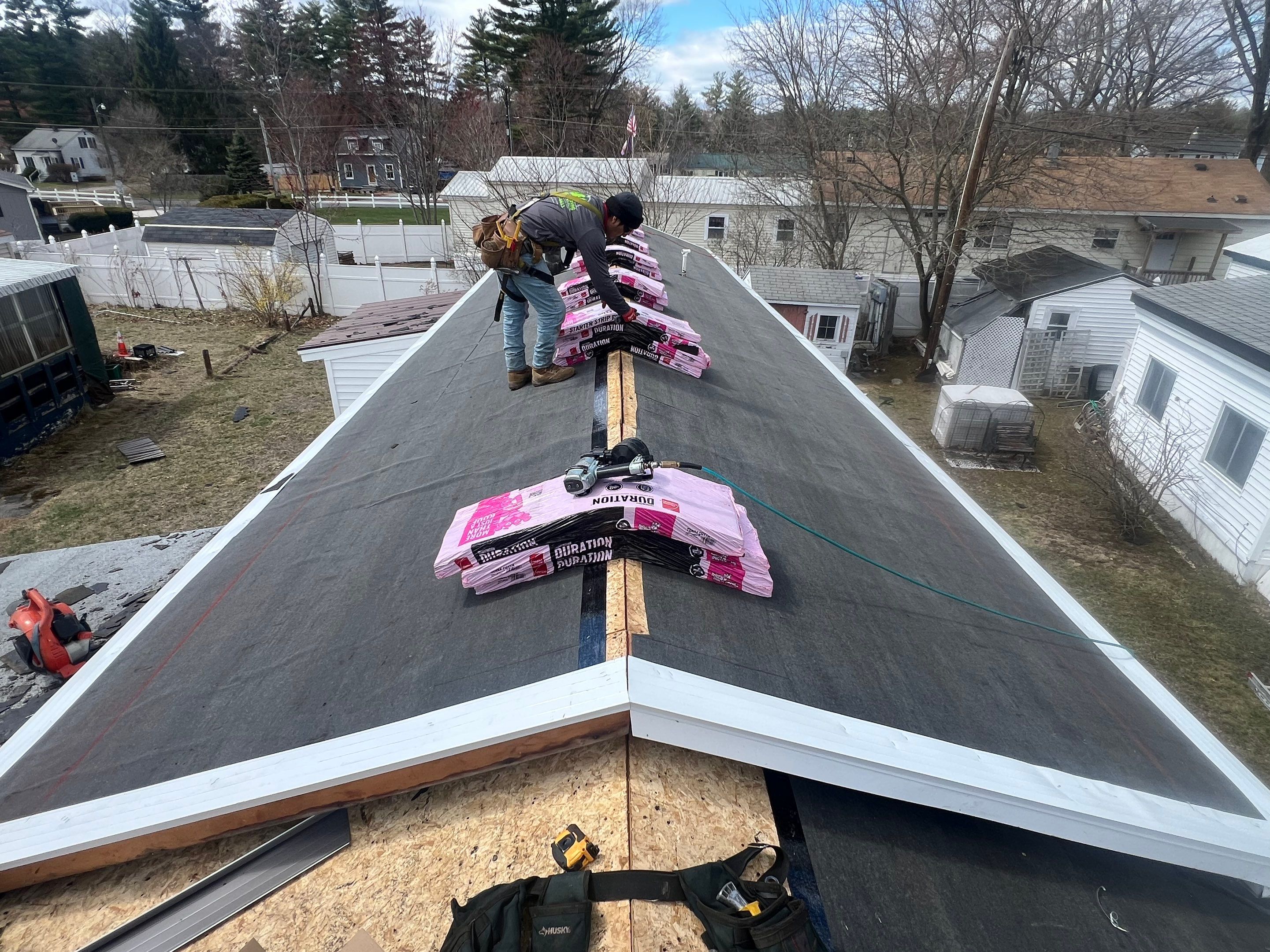 Corrugated Metal and Asphalt in Merrimack New Hampshire by Tall pine roofing