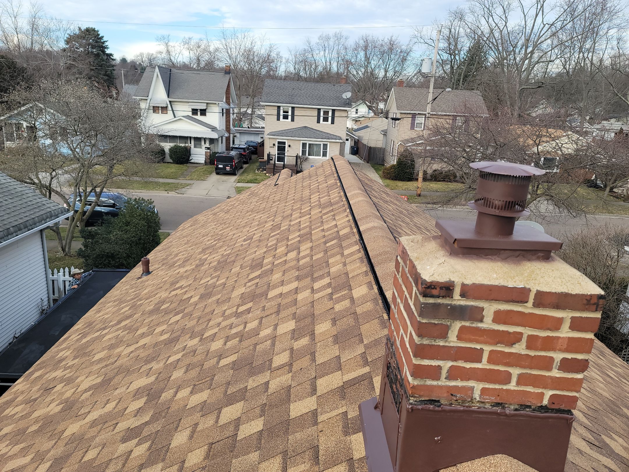 Atlas Pinnacle, Color: Morning Harvest, Drip Edge: Royal Brown by Eagle Eye Roofing