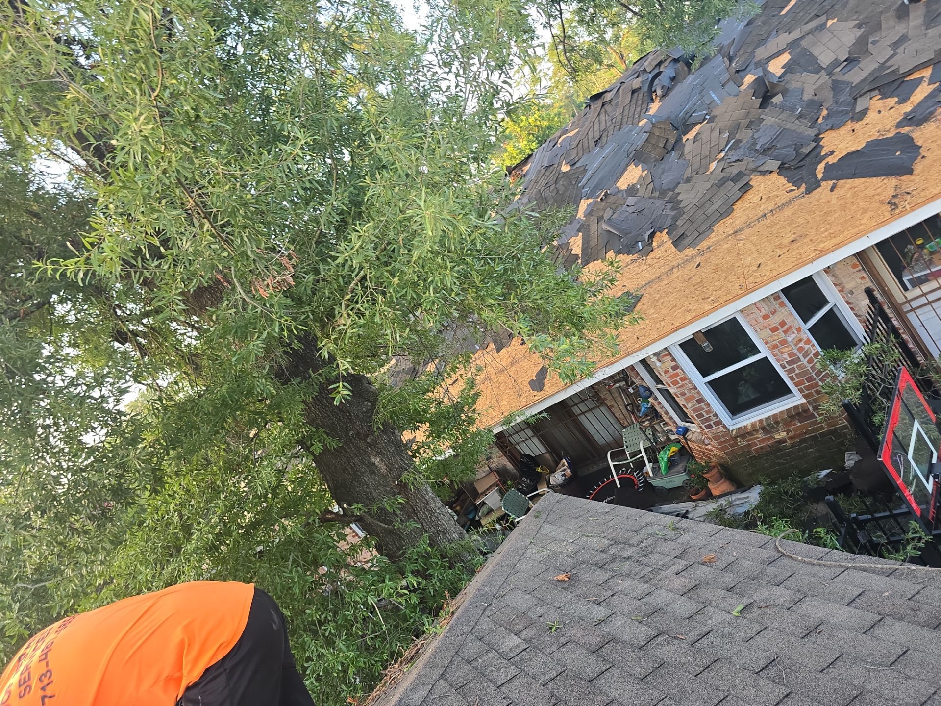 Roof Replacement Houston by Roof Repair Company
