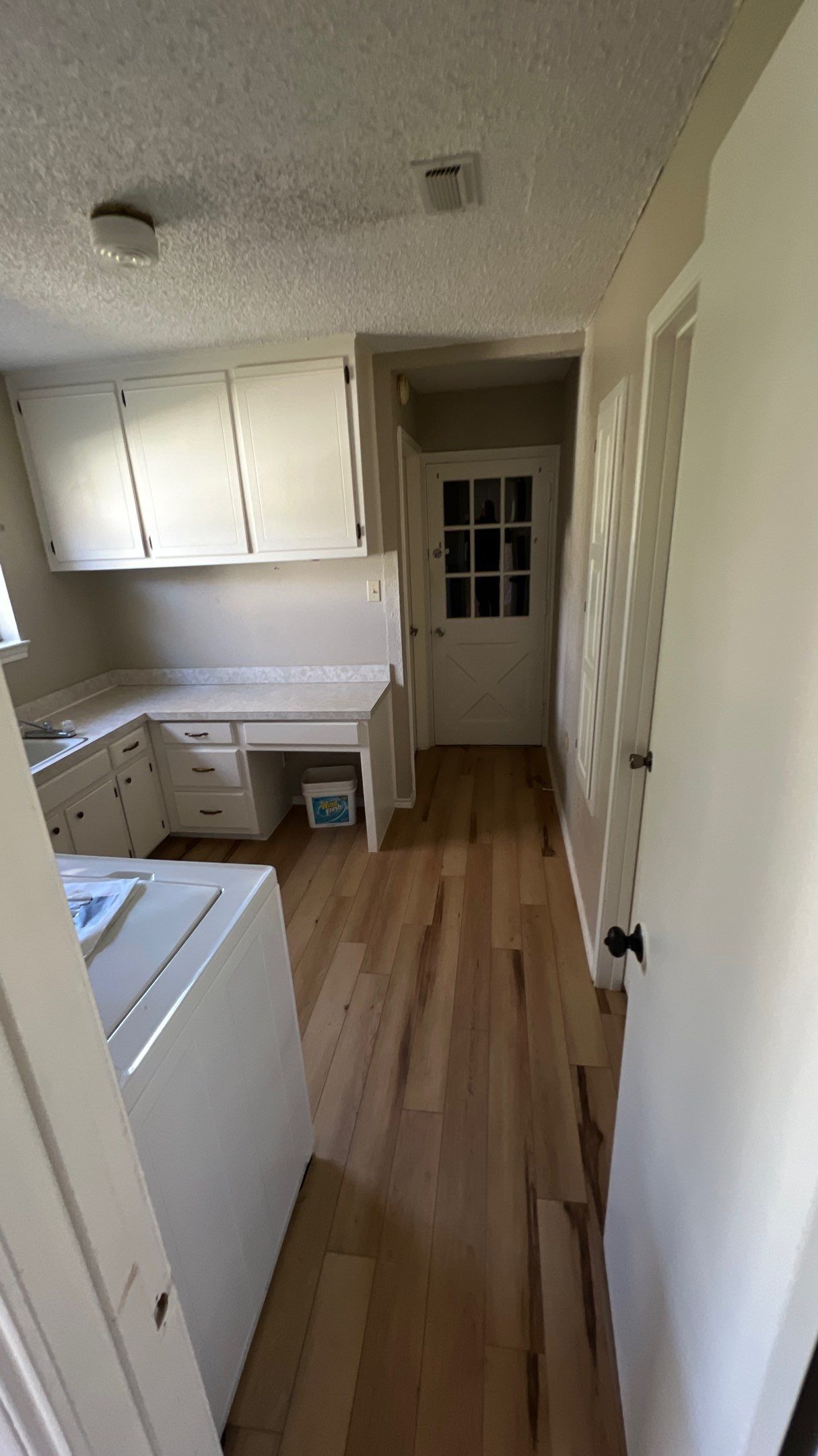 Kitchen Remodel by Harvey Roofing & Construction