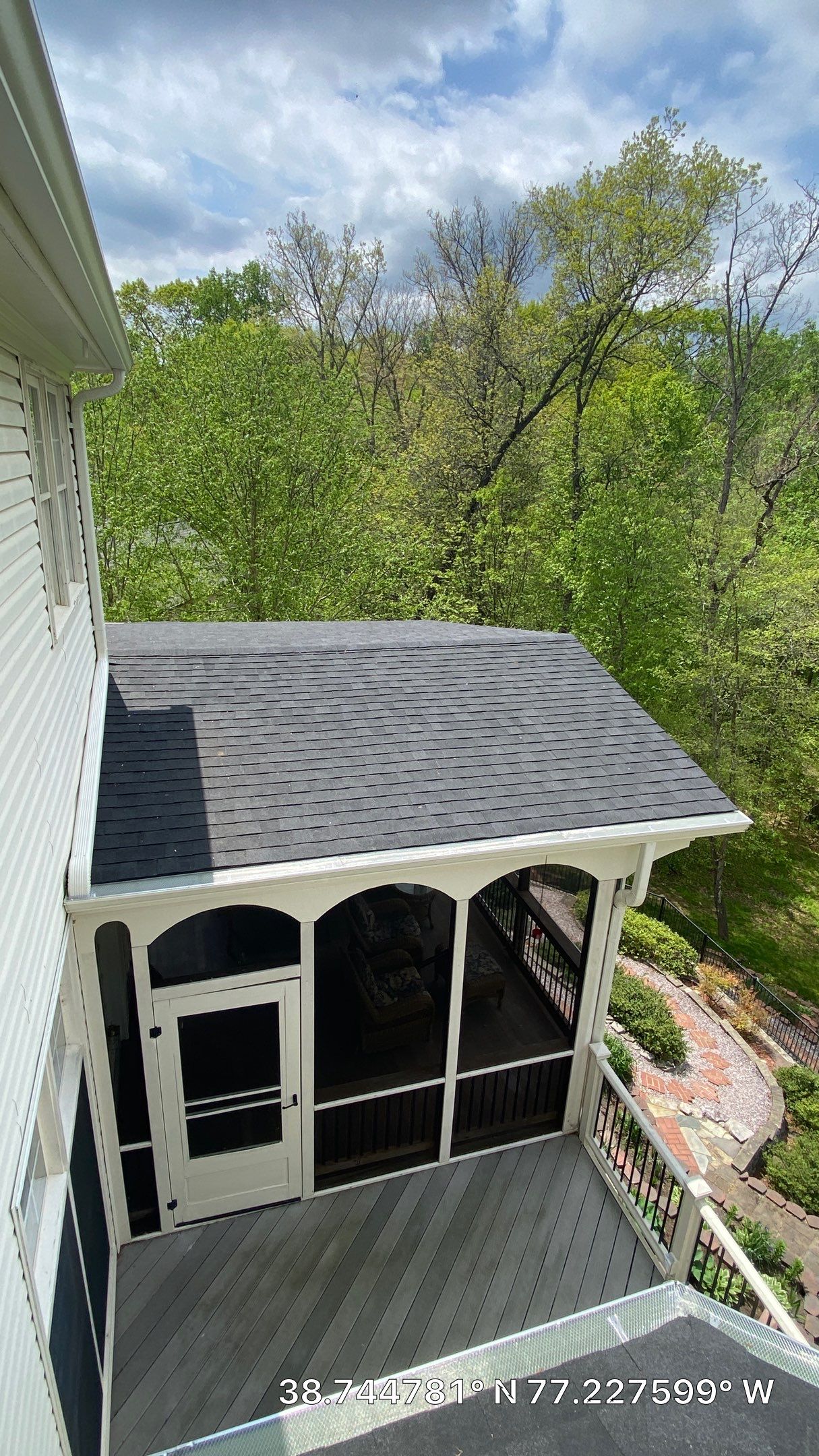 Springfield: CertainTeed Landmark Pro Designer Shingles in Max Def Charcoal Black by RM Banning, Inc.