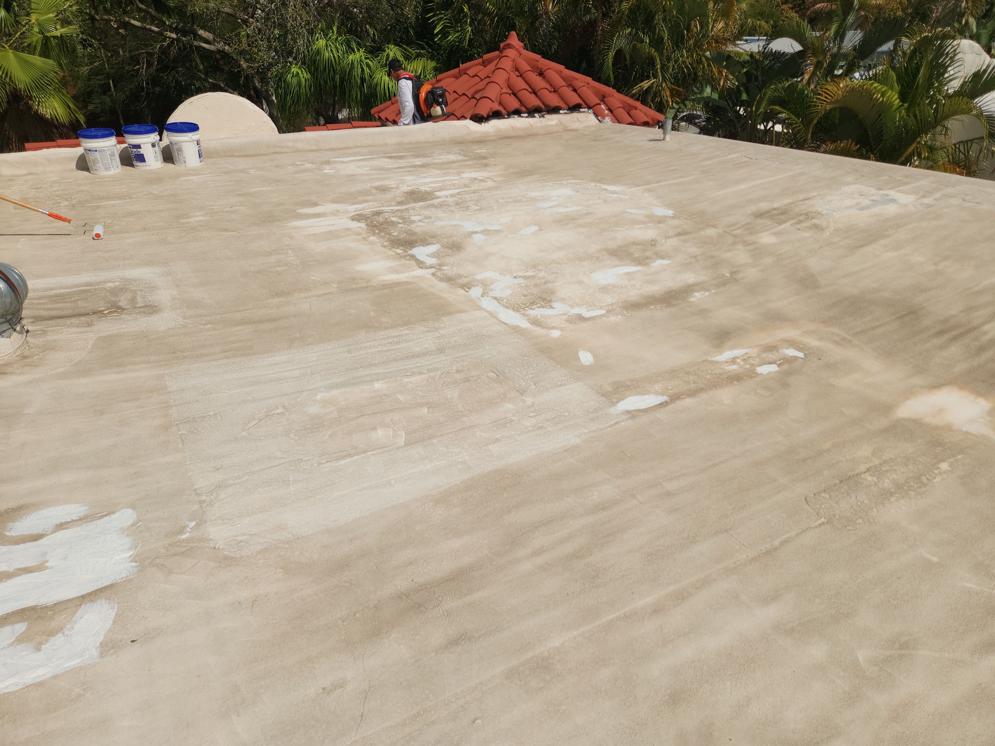 Expert Silicone Roof Coating in Hollywood – Aastro Roofing Delivers Long-Lasting Protection by Aastro Roofing