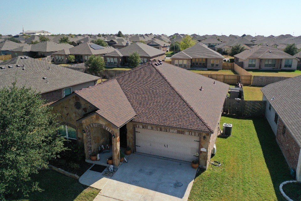 Temple, Tx - Roof Installation and fence repair by DT Roofing - Seth Wells
