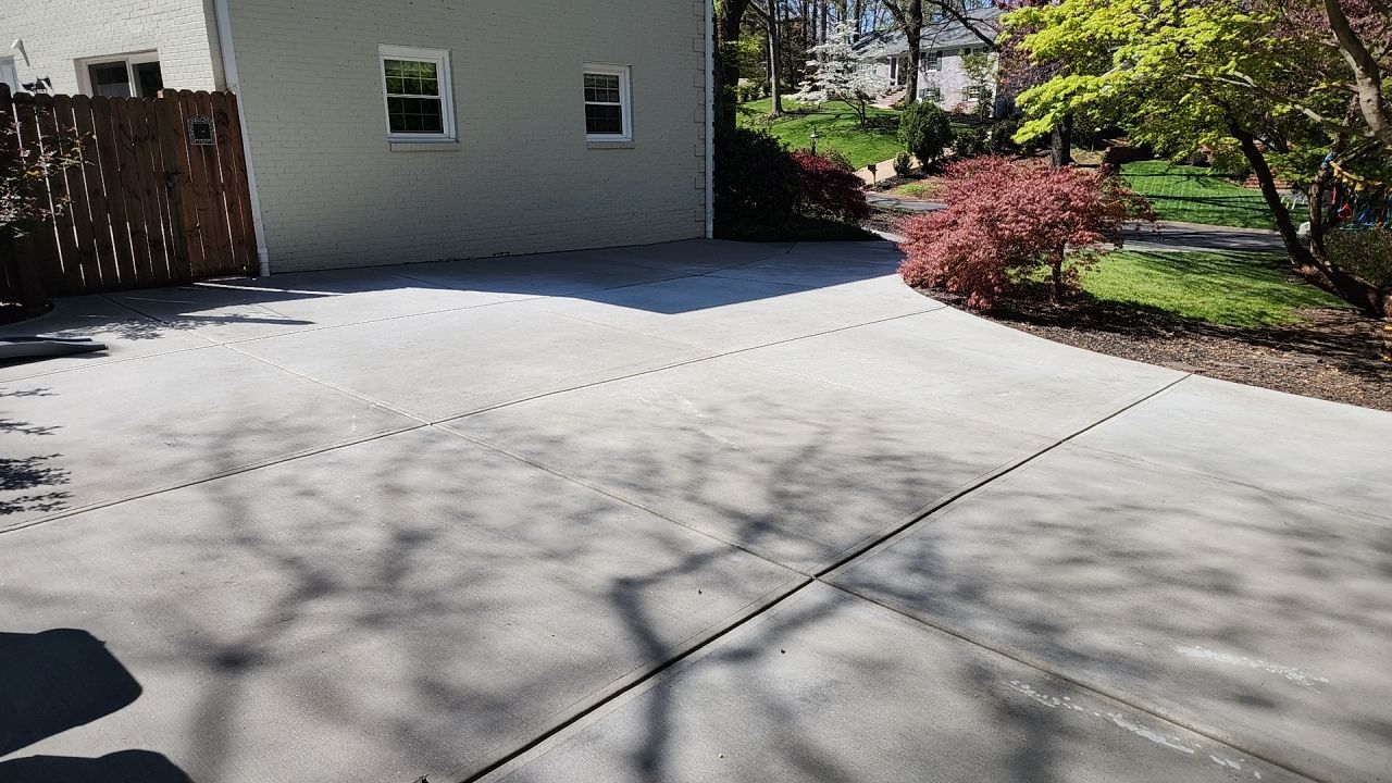 House Wash using cleaner by Power Wash Masters LLC