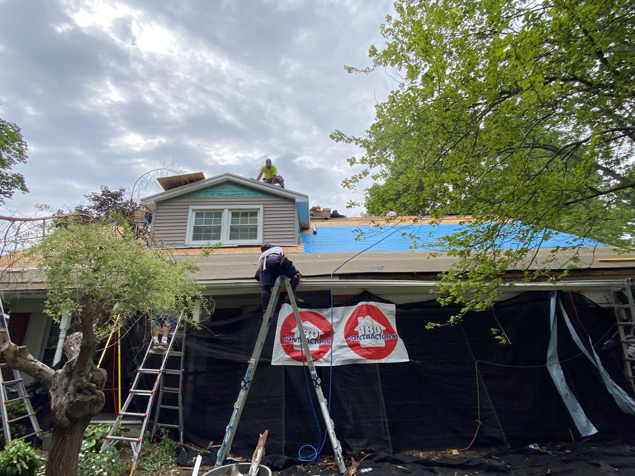 Roof Replacement using CertainTeed Landmark by 180 Contractors
