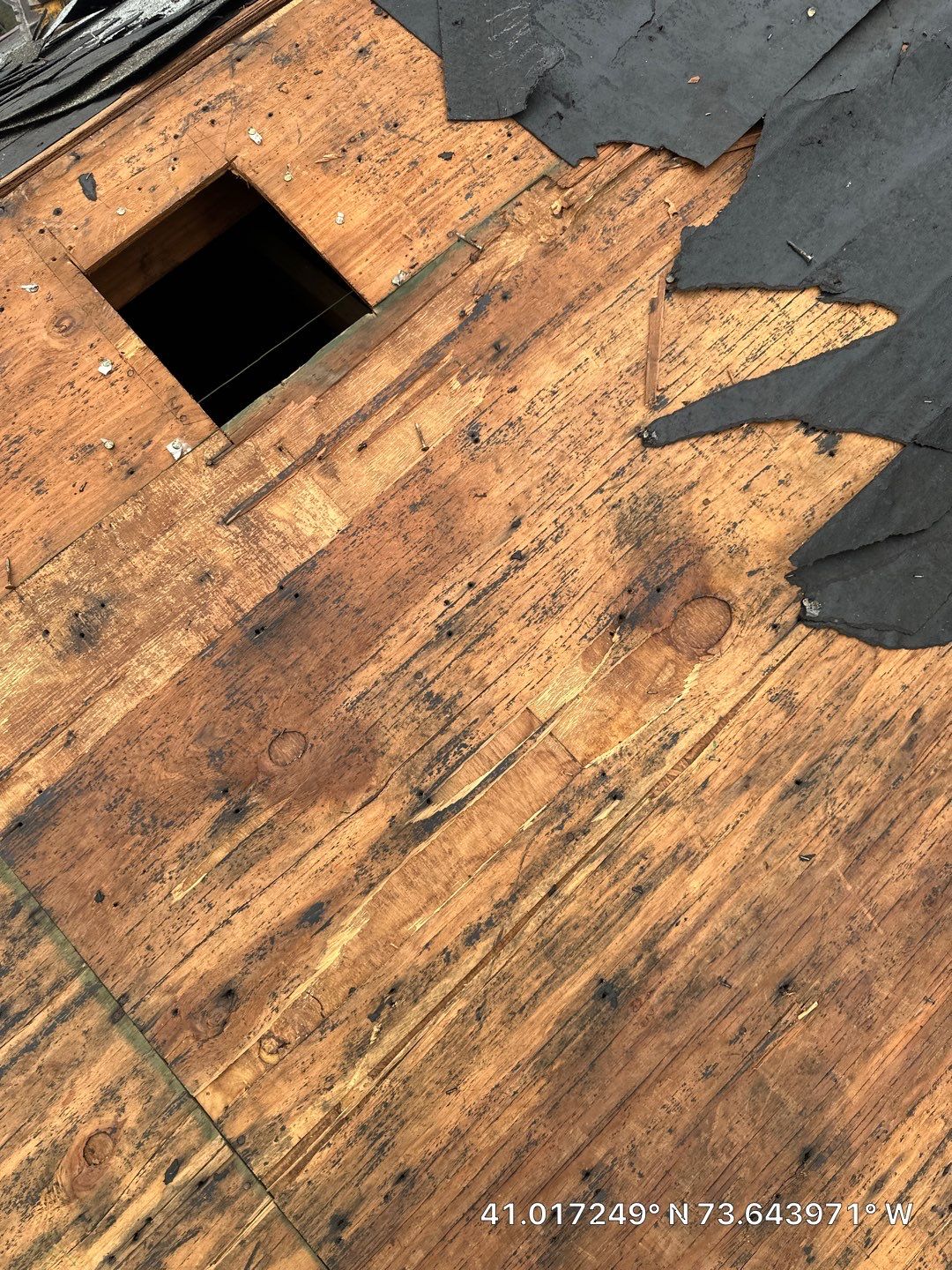 Siding Installation using Certainteed Cedar Impressions Straight Edge Perfection Shingles - D7 - Sterling Gray by A Plus Exterior