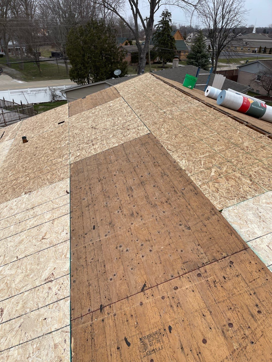 Residential Roofing Installation using Affordable, Reliable, Durable Asphalt Roofs by Smart Roof