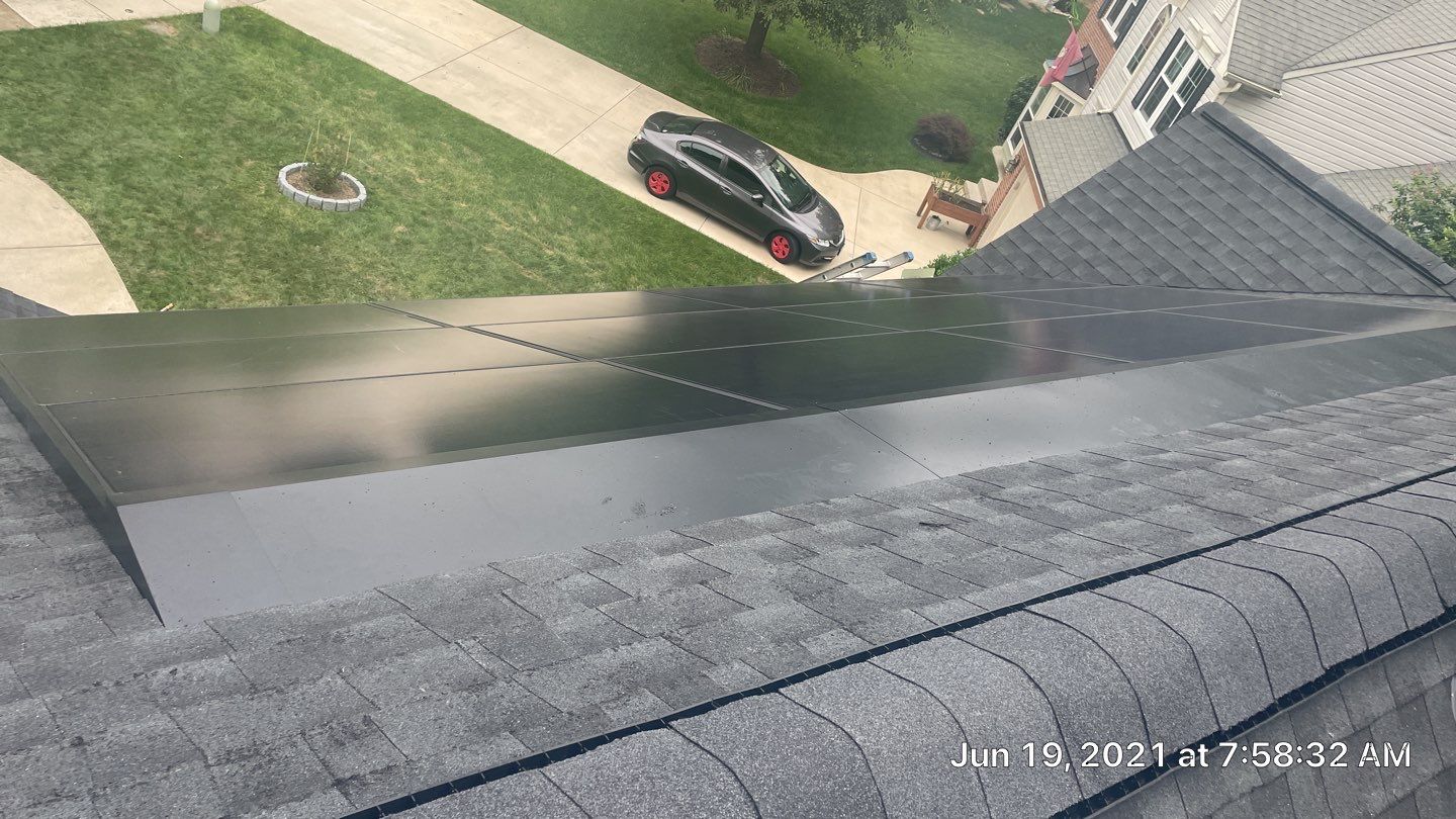 Exterior Home Makeover using GAF Timberline HDZ, GAF Decotech, and James Hardie Siding by American Home Contractors