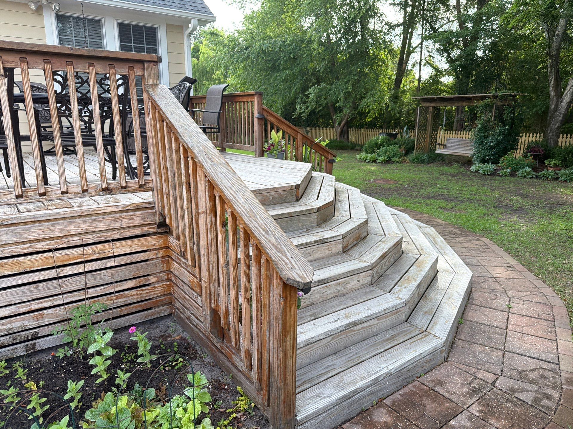 Deck using Wood Sealant by DuraSeal
