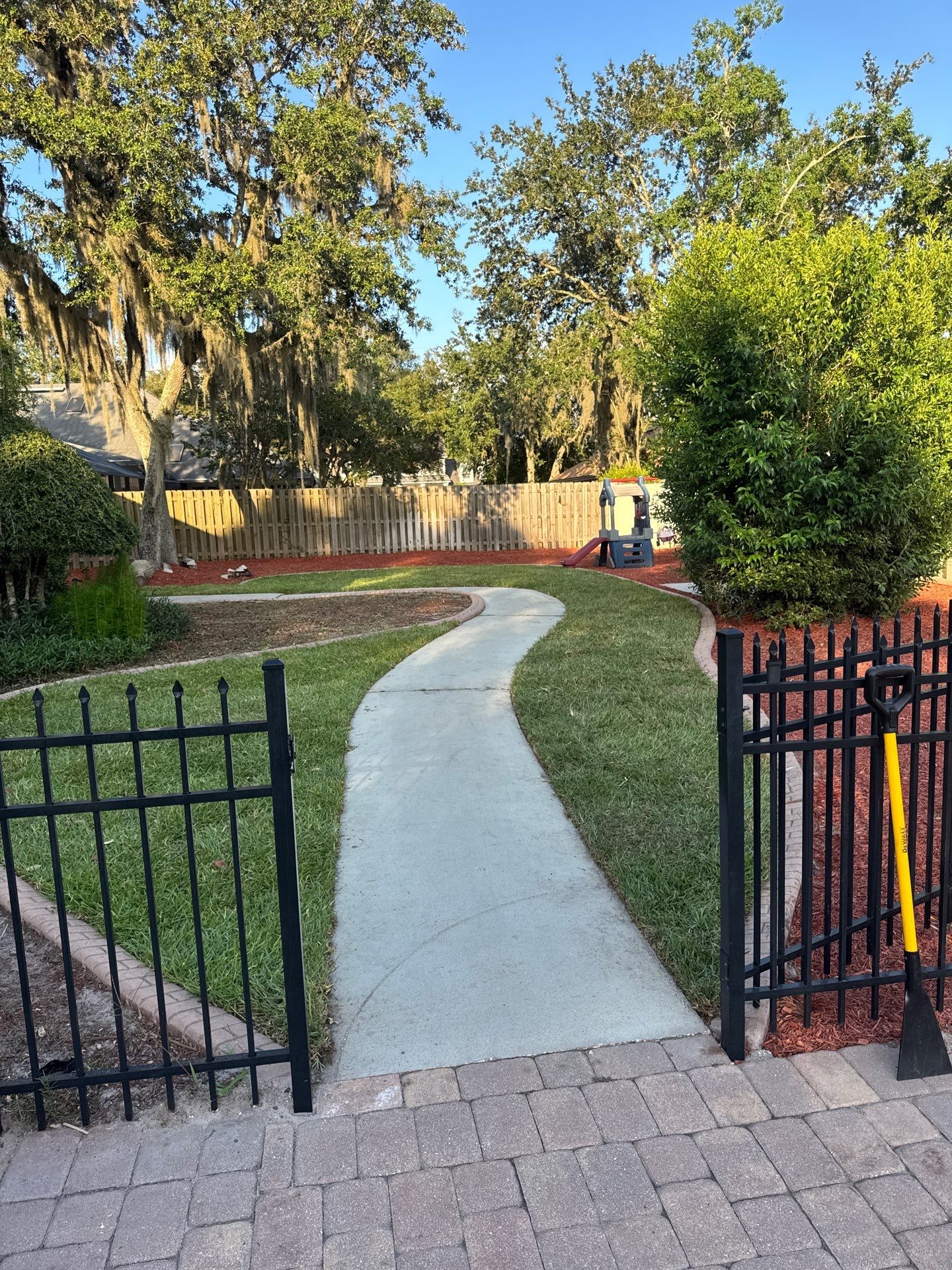 Deerwood Resident | Sod & Bed Design/Plant Installation by ProGreen Services