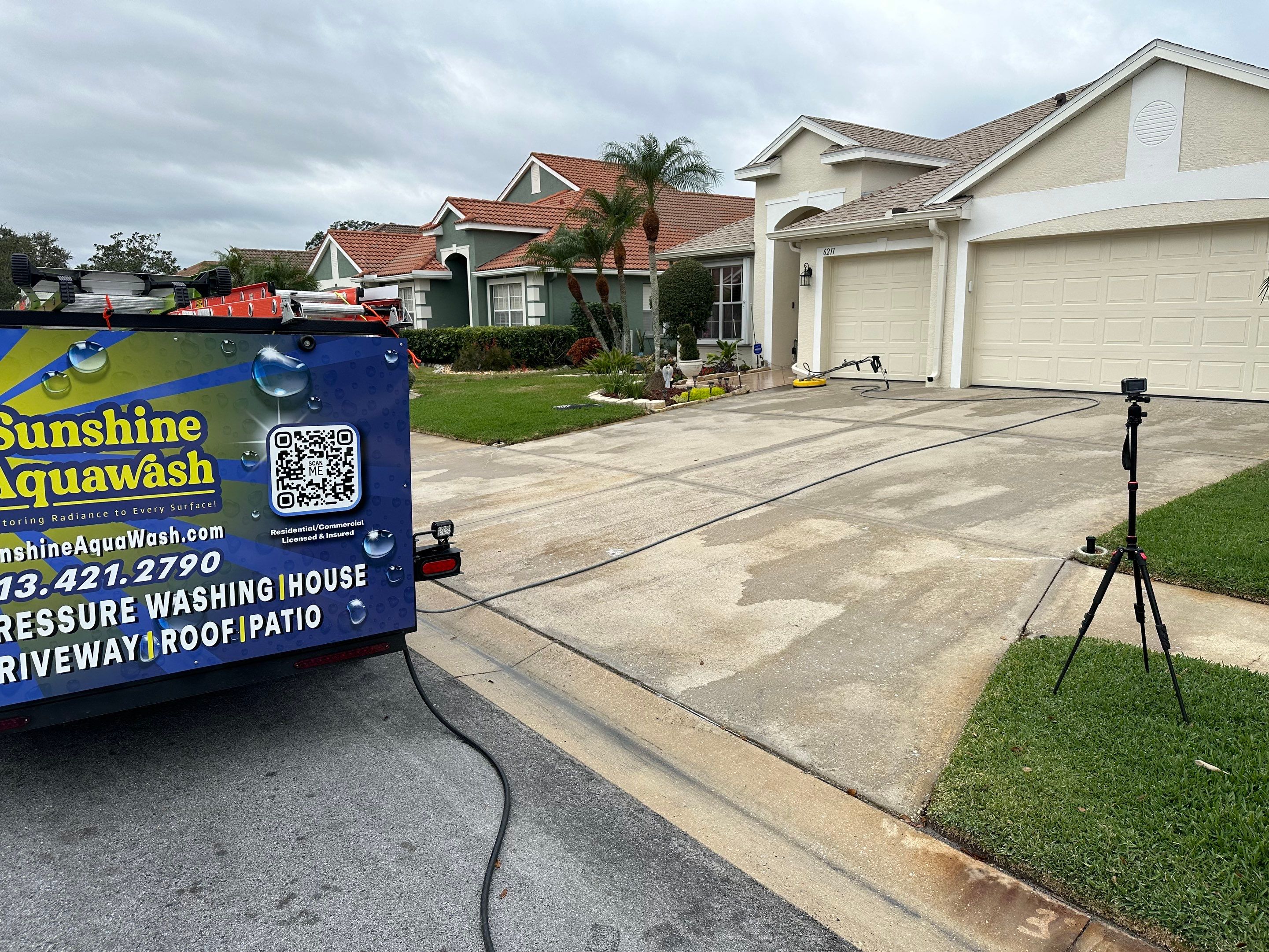 Driveway Cleaning and Rust Treatment - Fairways at Imperial Lakes, Palmetto, FL | Sunshine AquaWash by Sunshine AquaWash