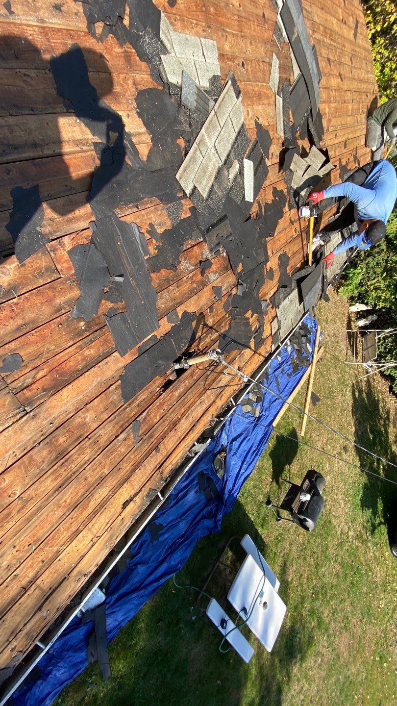 Roof Replacement using CertainTeed Landmark by 180 Contractors