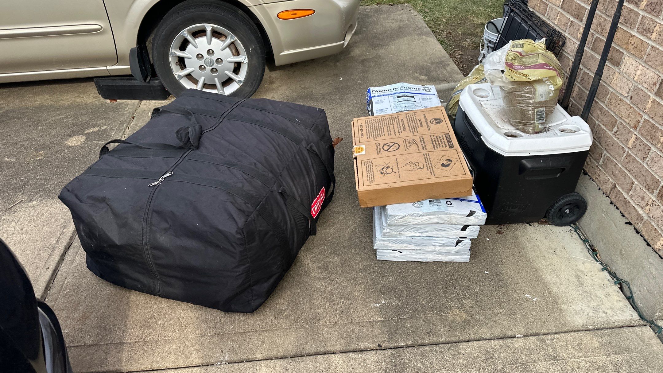 West Hamilton - Pristine Black & Gutters by Tamlin Roofing