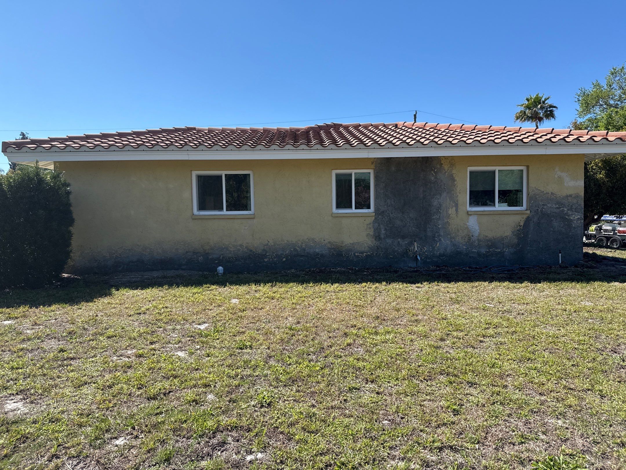 Full Exterior Cleaning Before Painting – Sarasota, FL (Near Sarasota Airport) by Sunshine AquaWash