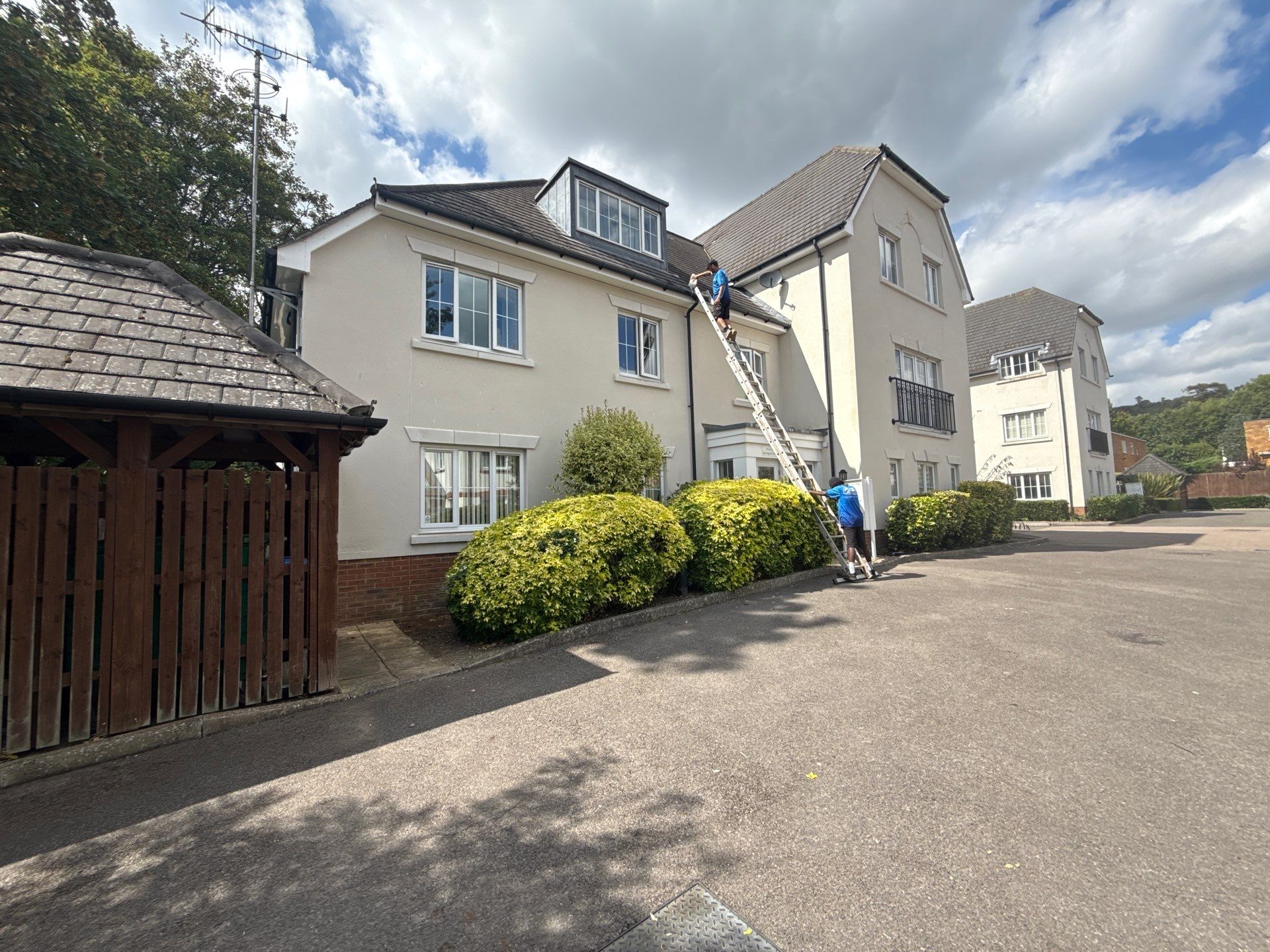 Render Clean by Ges Exterior Cleaning ltd