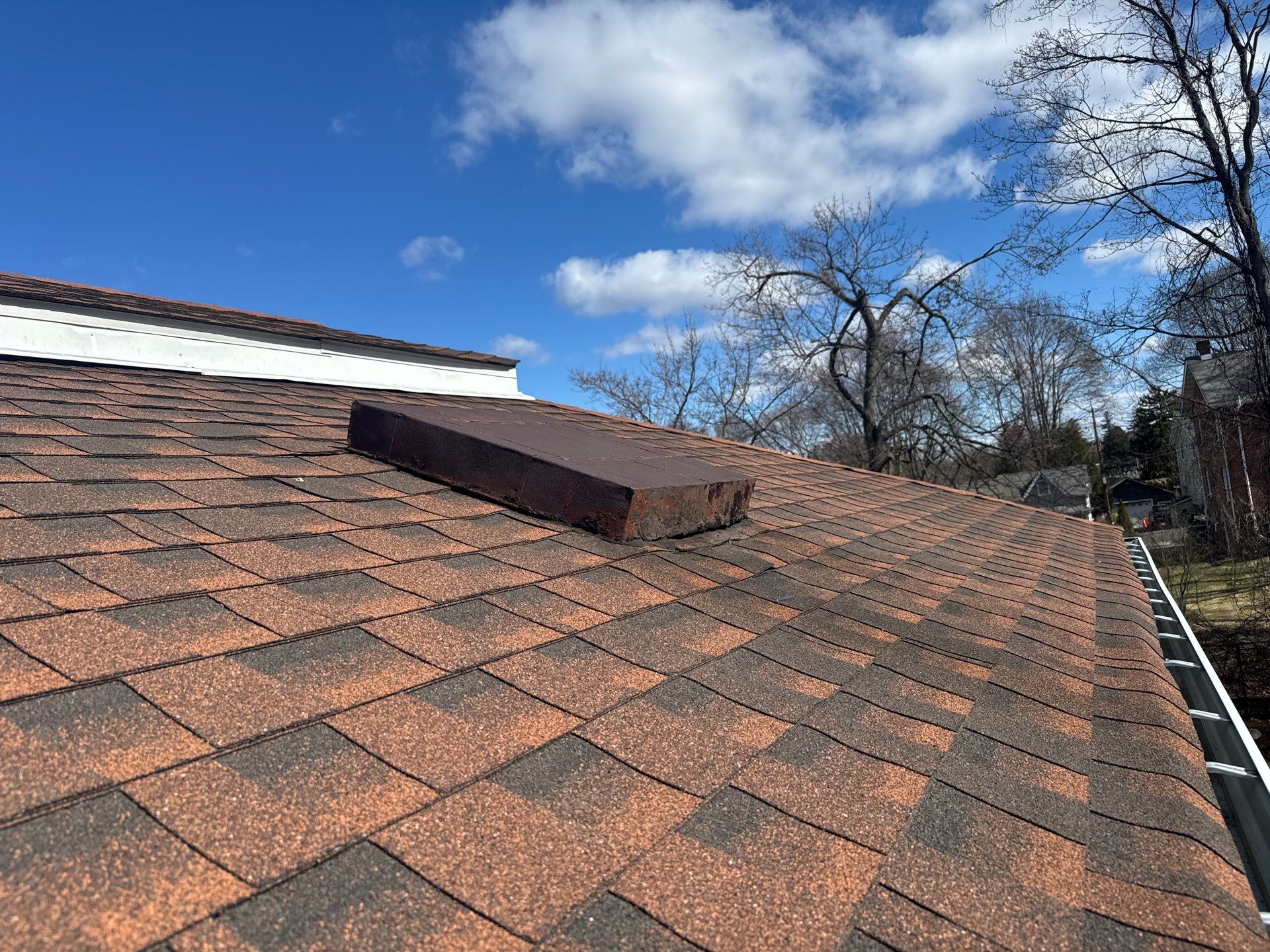 owens corning roof in stall in Beacon NY by roberts roofing
