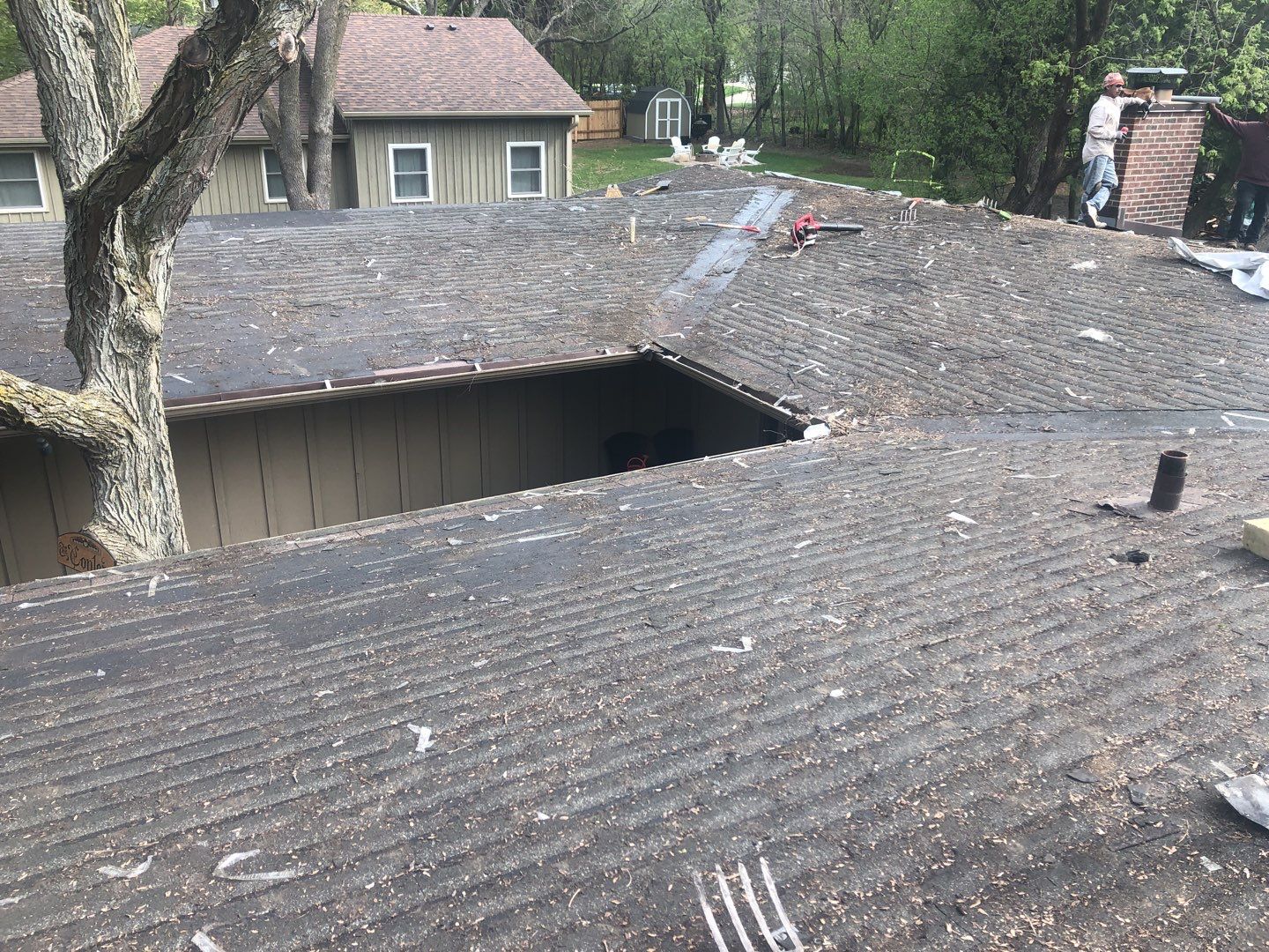 Minnetonka, MN – Low-Slope Roof Replacement with Full Ice & Water Shield by First Impressions Exteriors