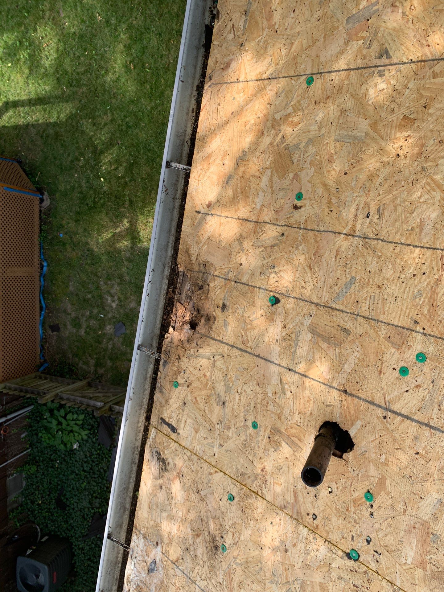 BYE BYE Wood Shakes by EEC Windows, Siding & Roofing