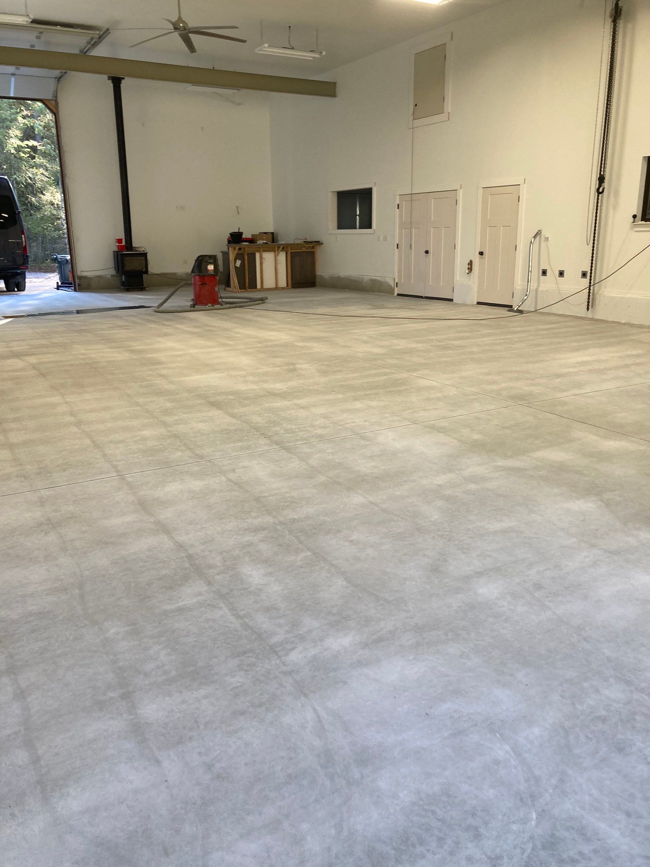 Garage Transformation using Domino and the Penntek Evolution System by Croc Coatings, LLC