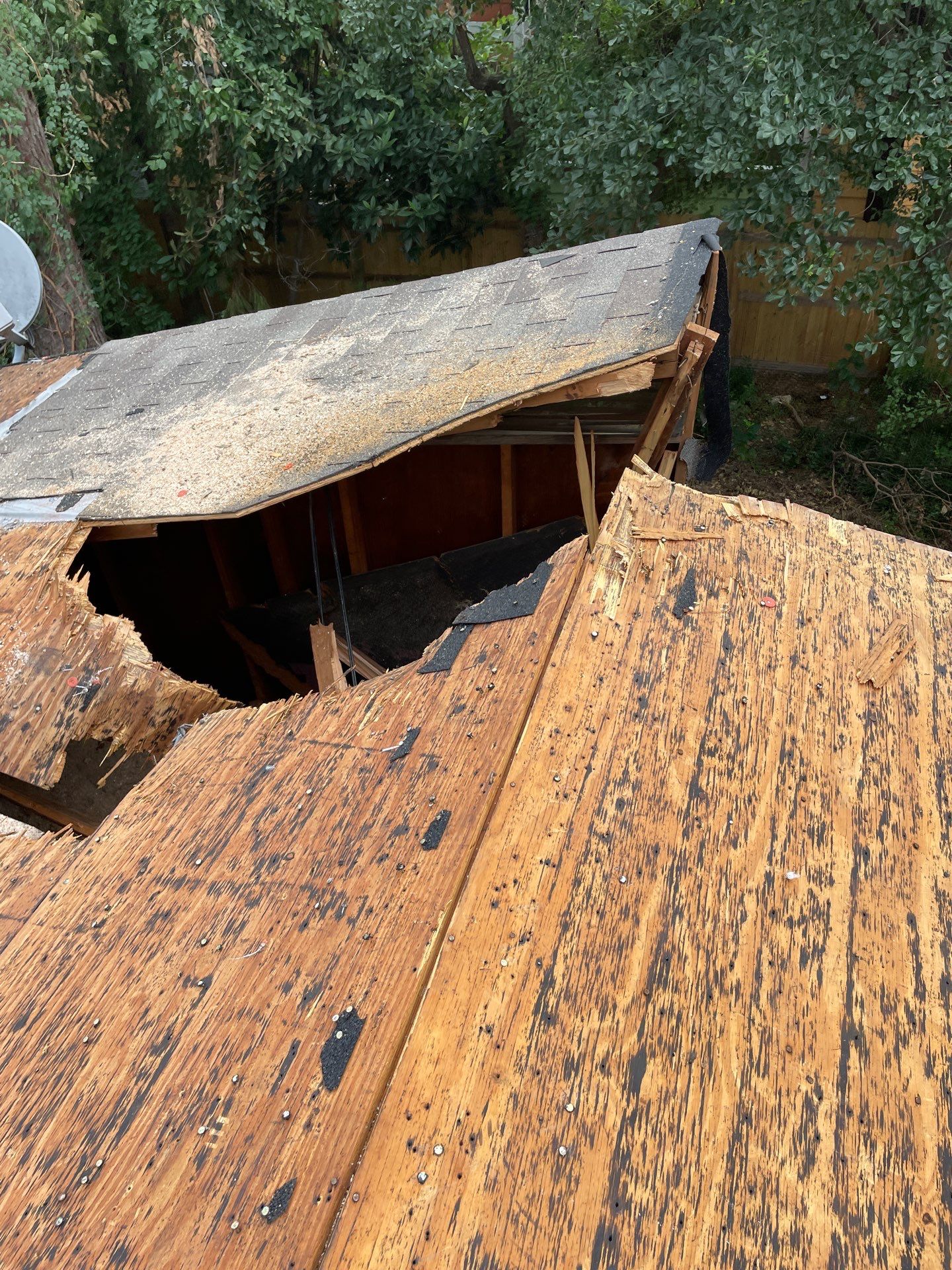 Residential Roofing Installation using Owen's Corning Duration (Lifetime) Shingles by Roof Repair Company