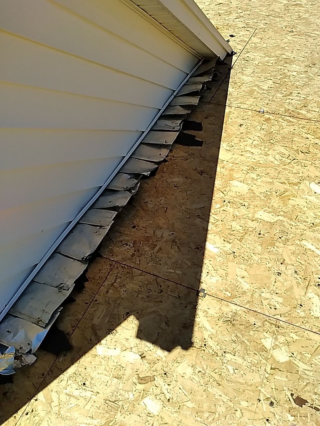 Residential Roofing Installation using Owens Corning Oakridge- Williamsburg Gray by Indigo State Roofing