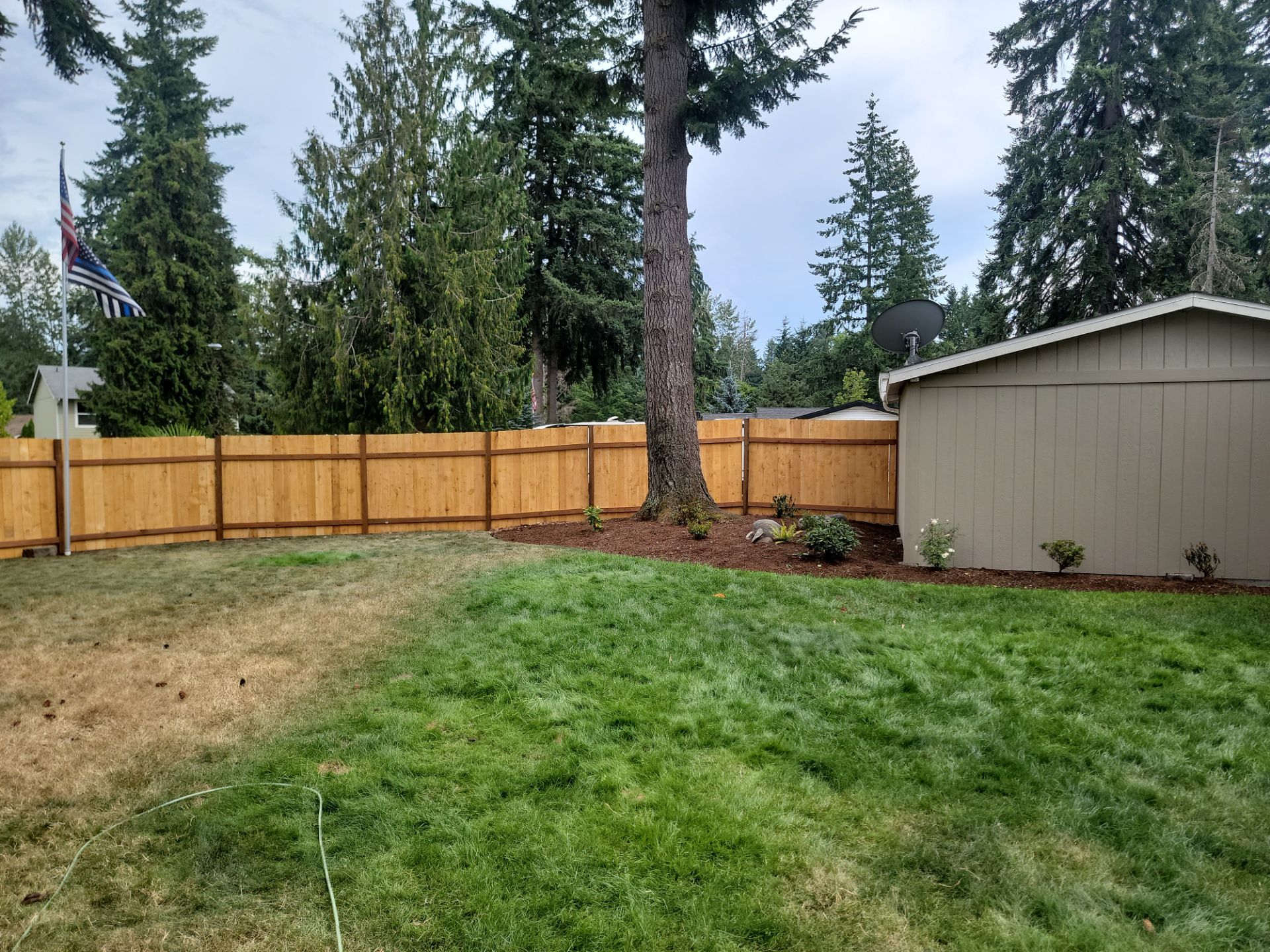 6 ft privacy fence by Long Range Customs LLC