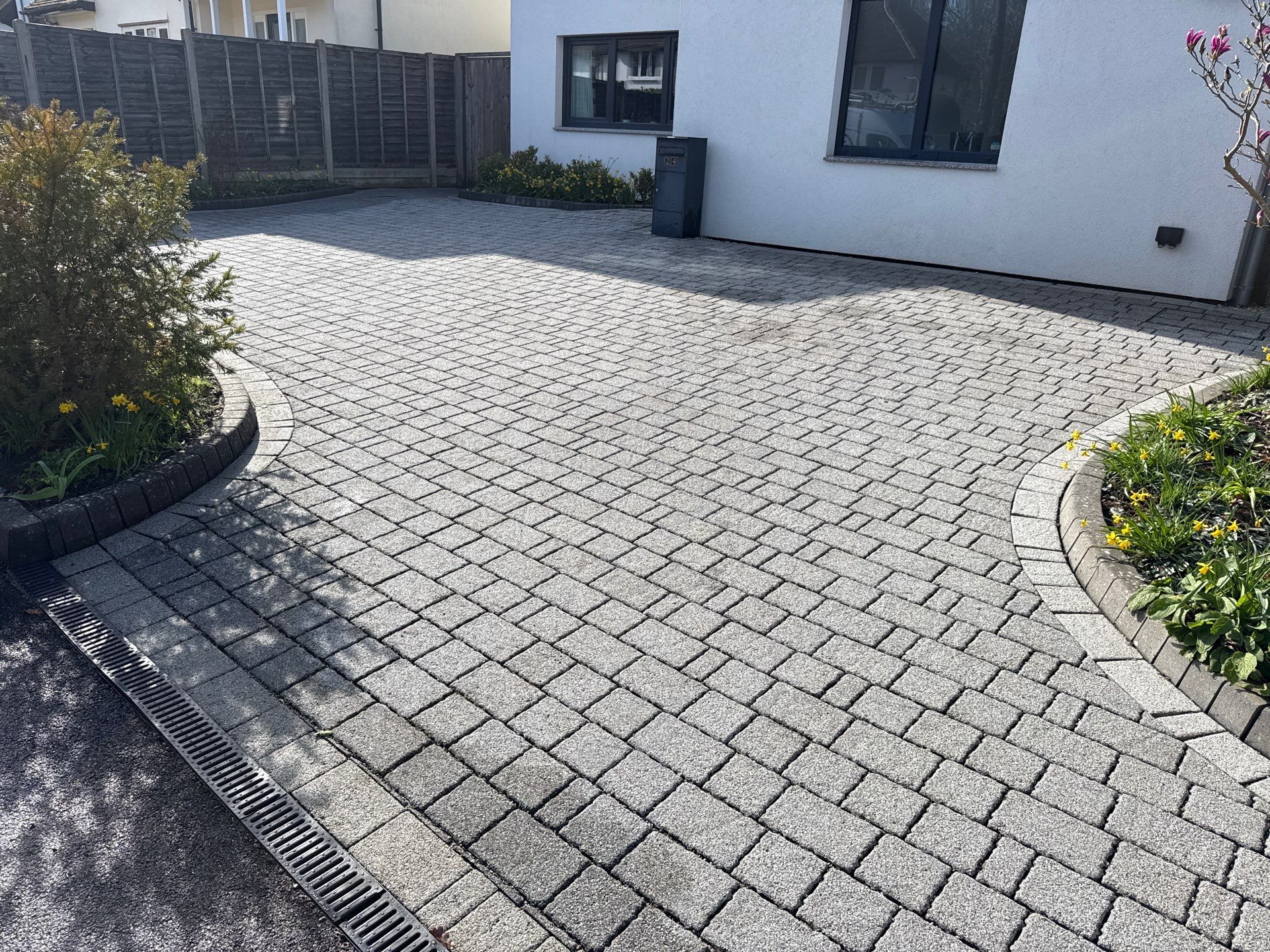 Render Cleaning -Driveway Cleaning by Ges Exterior Cleaning ltd